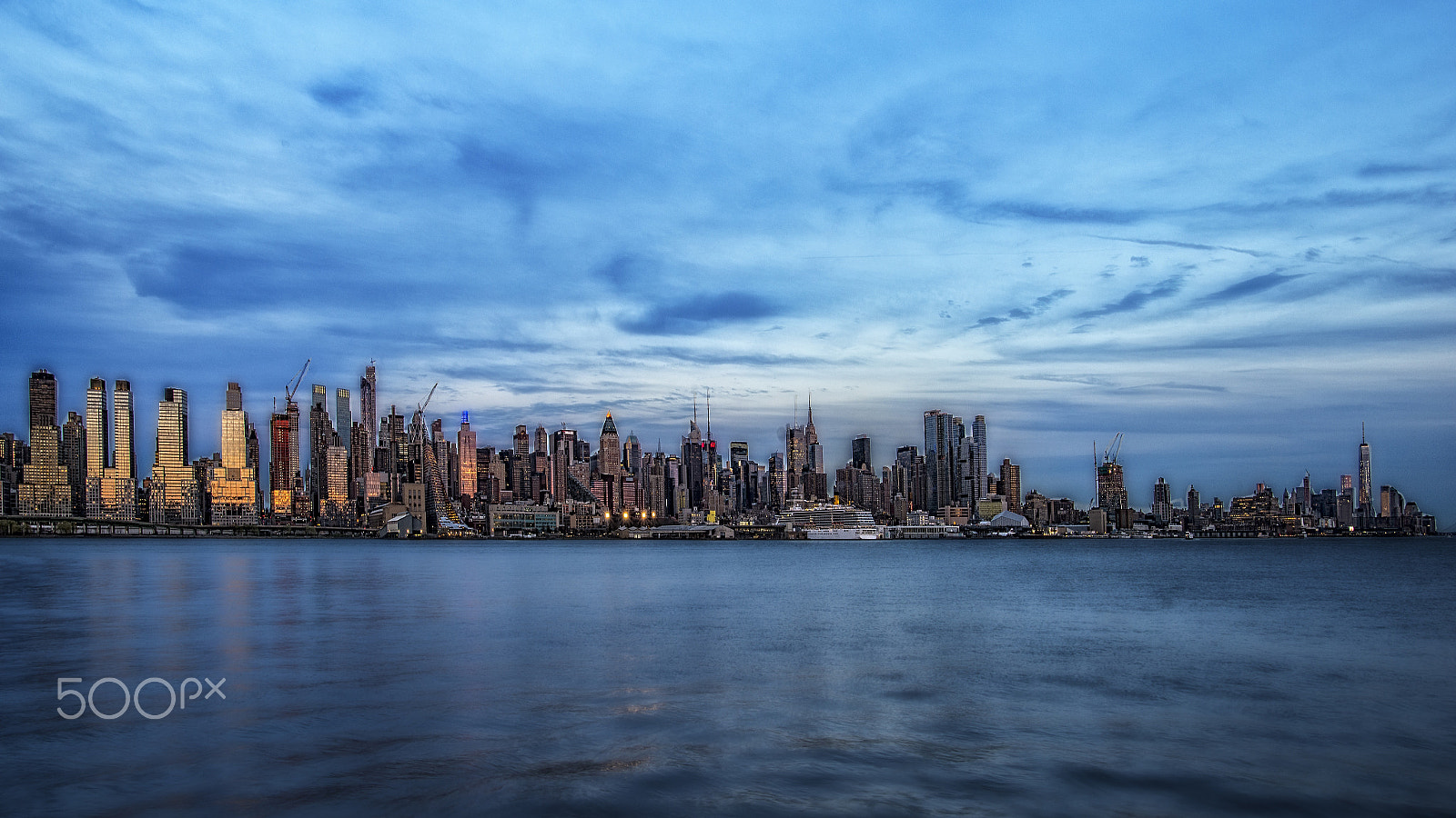 Nikon AF-S Nikkor 20mm F1.8G ED sample photo. Panorama of  manhattan skyline photography