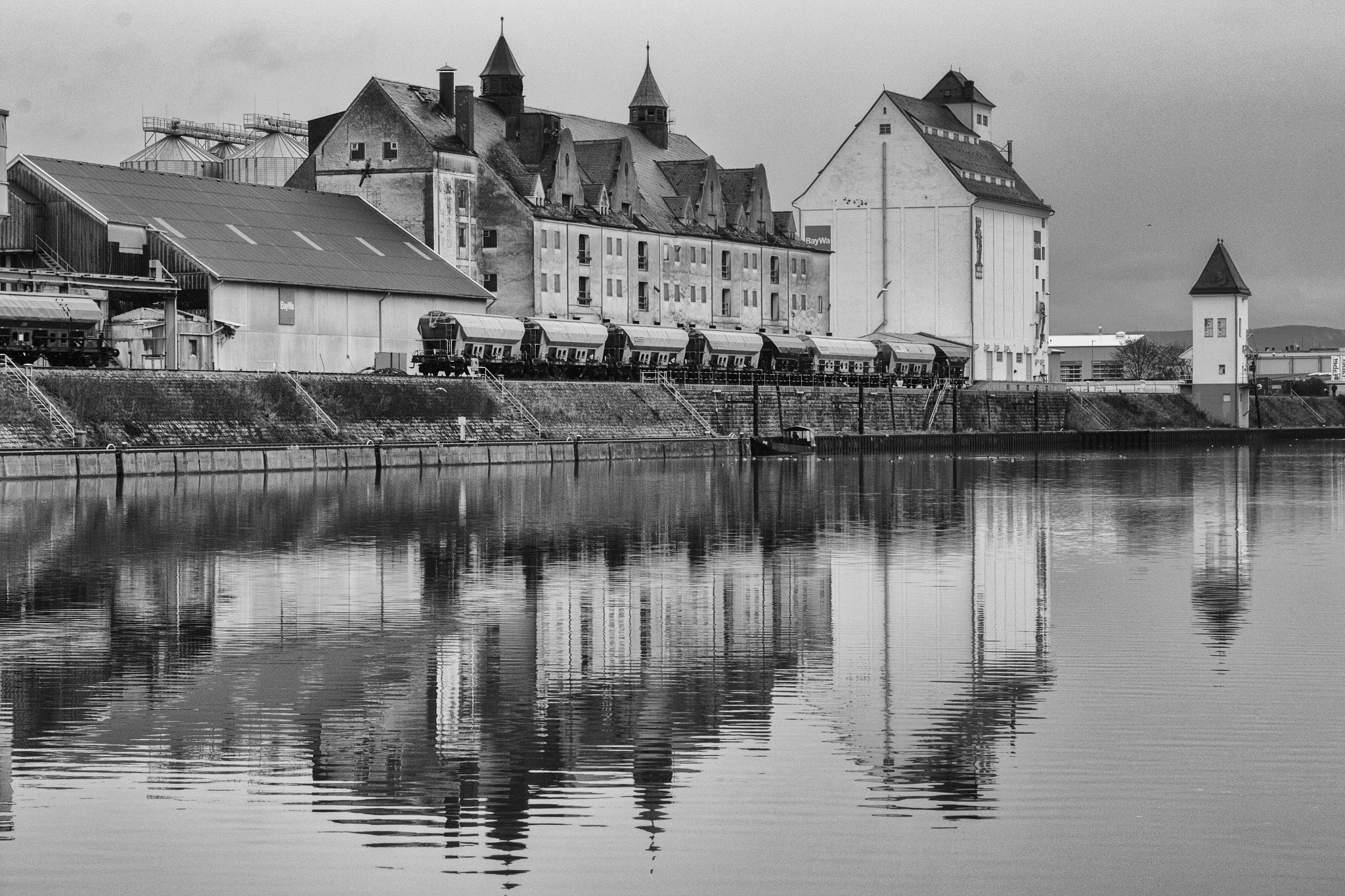 Canon EF 24-70mm F2.8L USM sample photo. Elev train bw photography