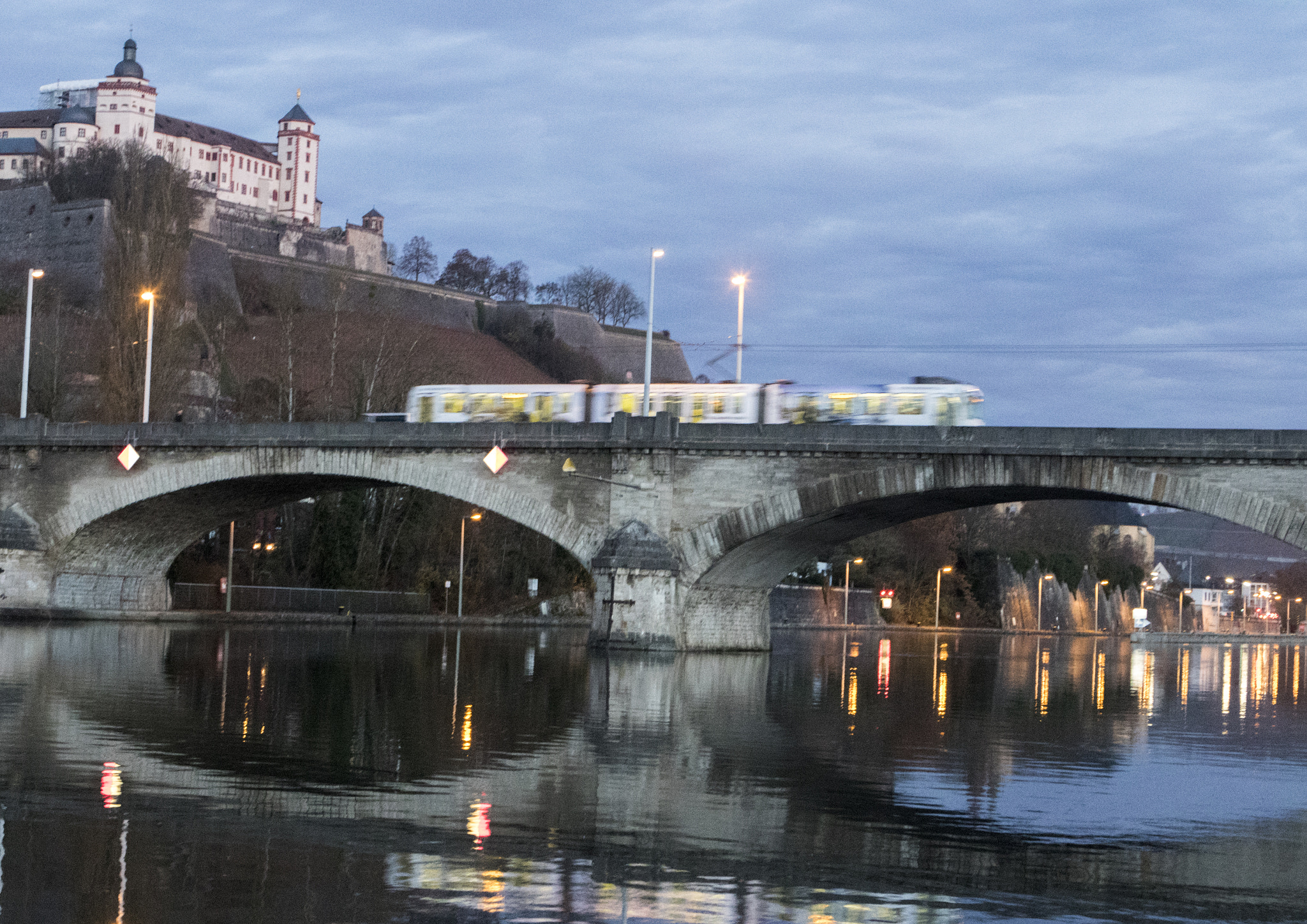 Canon EF 24-70mm F2.8L USM sample photo. Morning bridge train photography