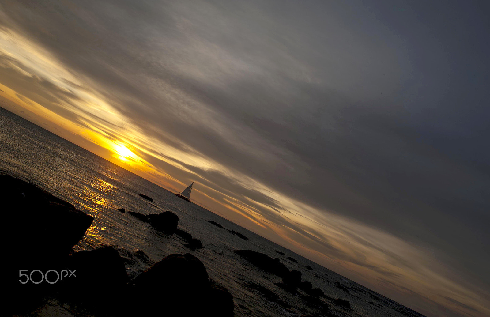Nikon AF-S Nikkor 24-70mm F2.8G ED sample photo. Sail boat photography