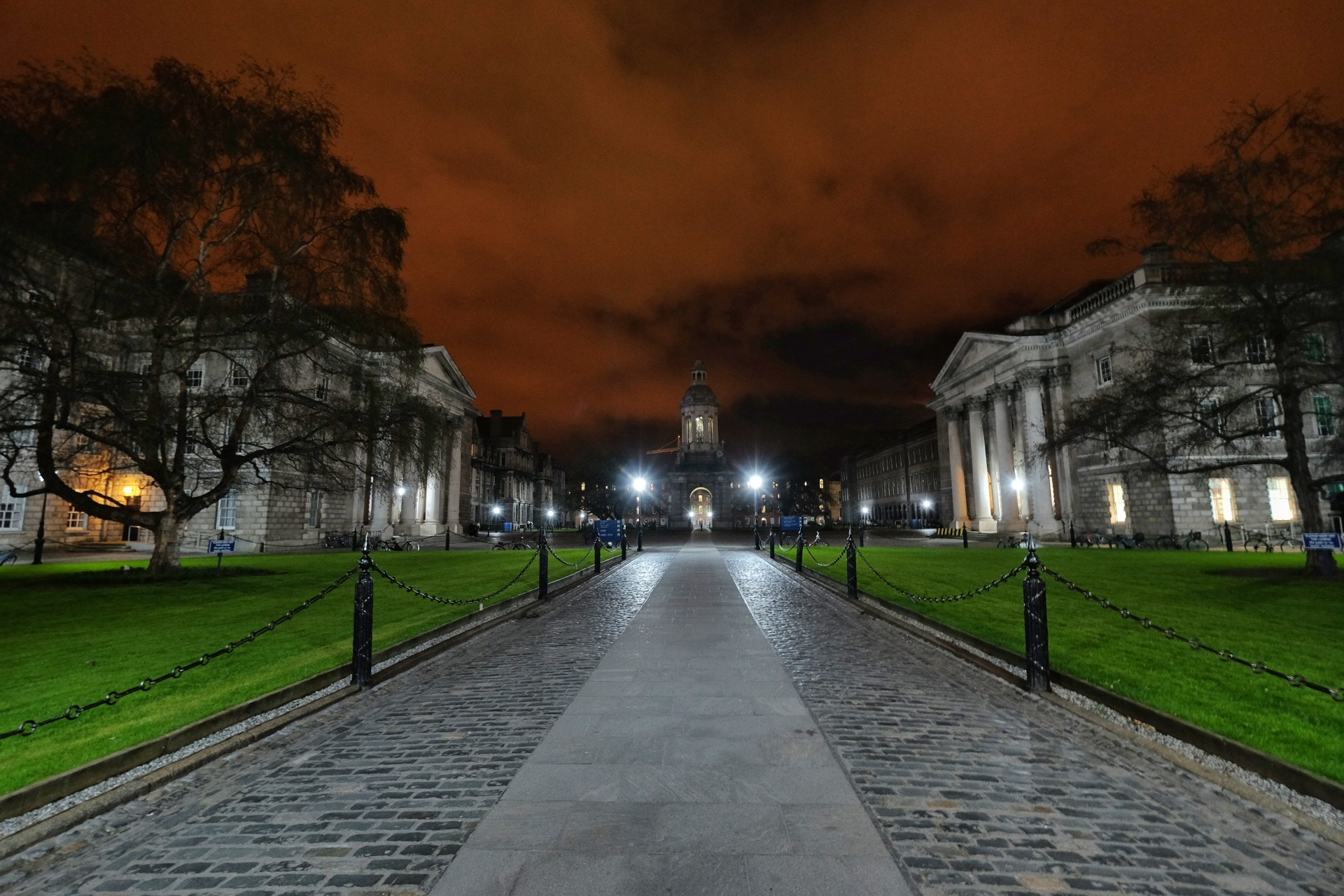 Fujifilm X-E2S sample photo. Trinity college, dublin ireland photography