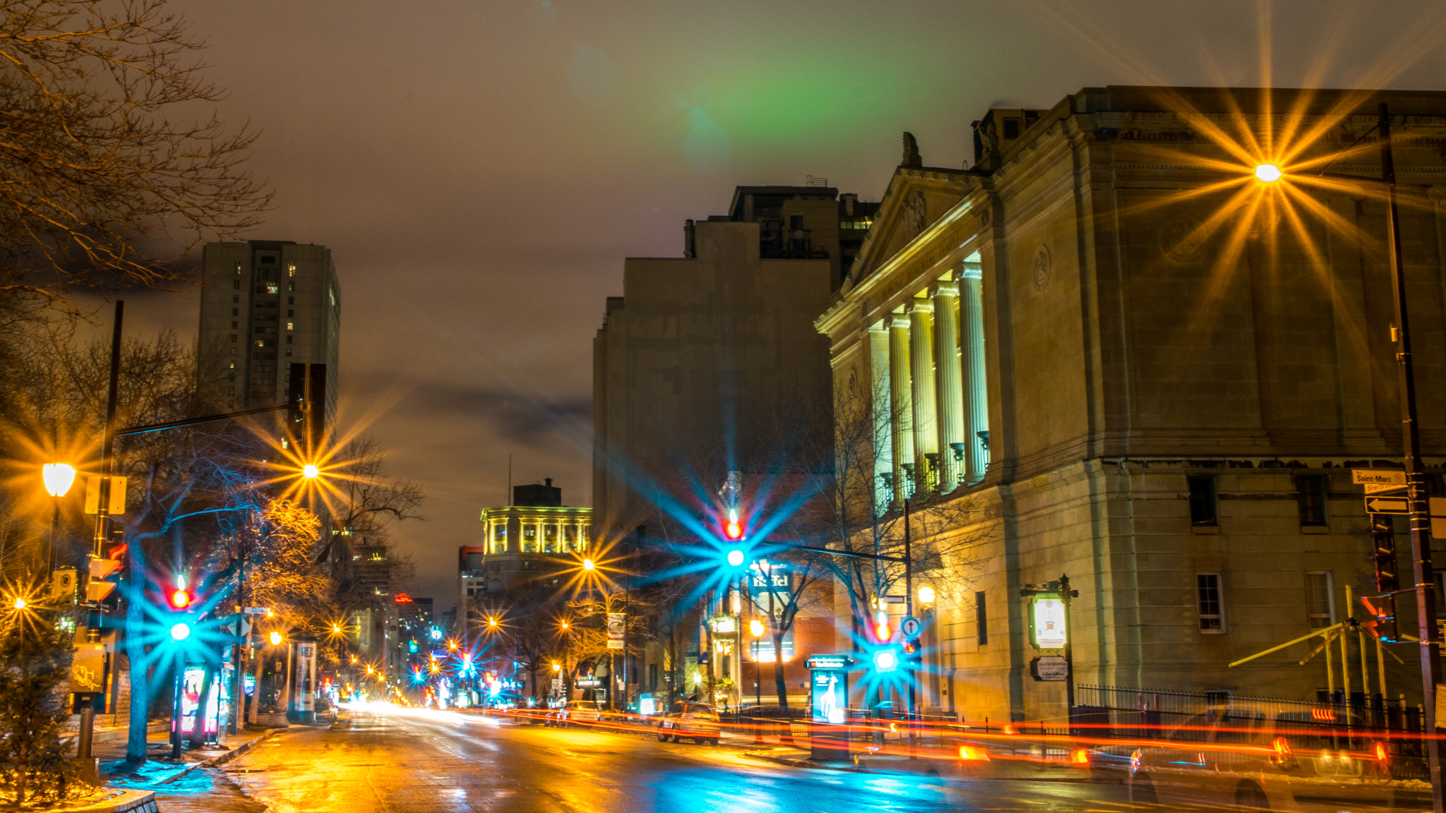 Sigma 17-50mm F2.8 EX DC OS HSM sample photo. City lights photography