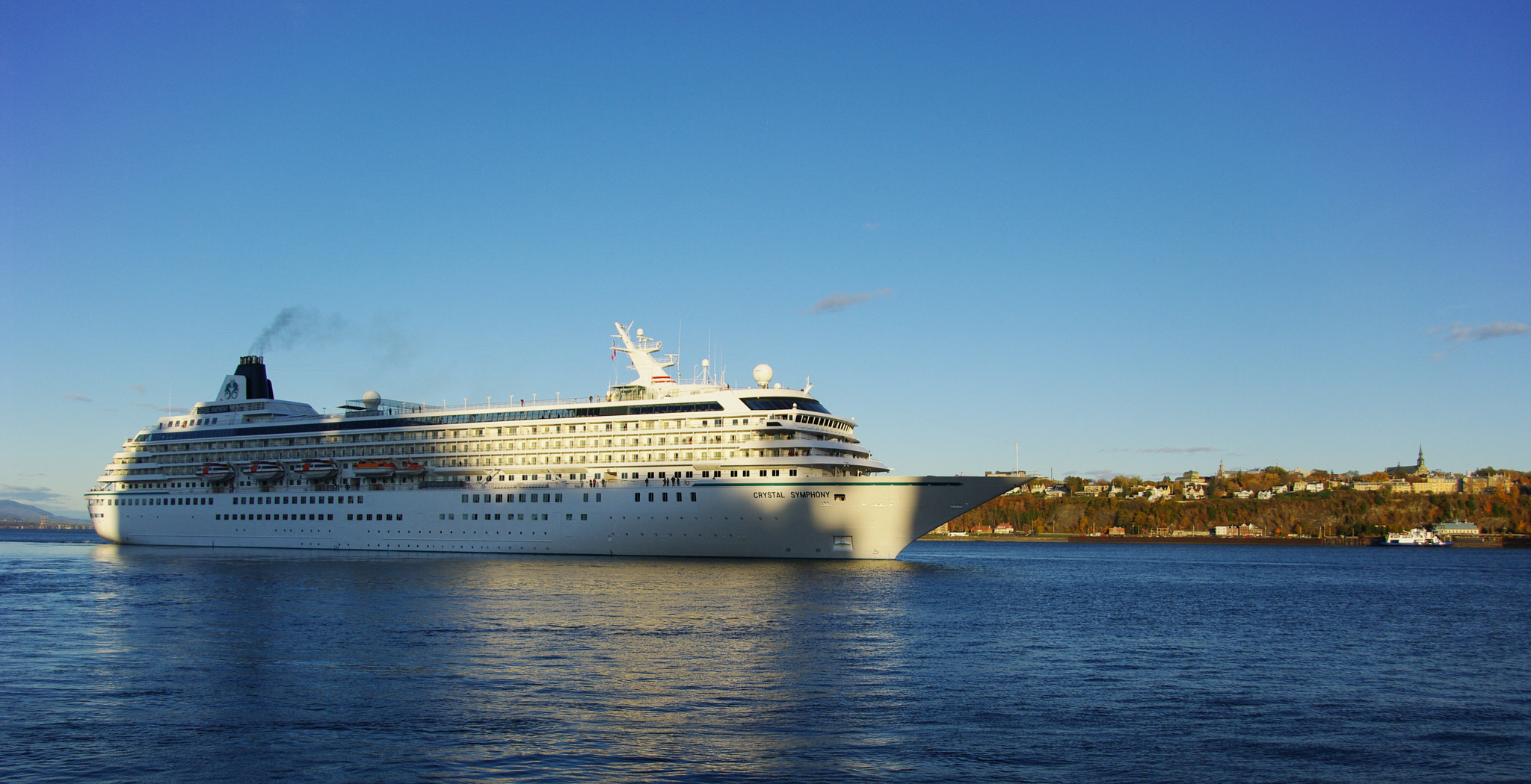 Pentax K20D sample photo. Crystal symphony a quebec en octobre 2008 photography
