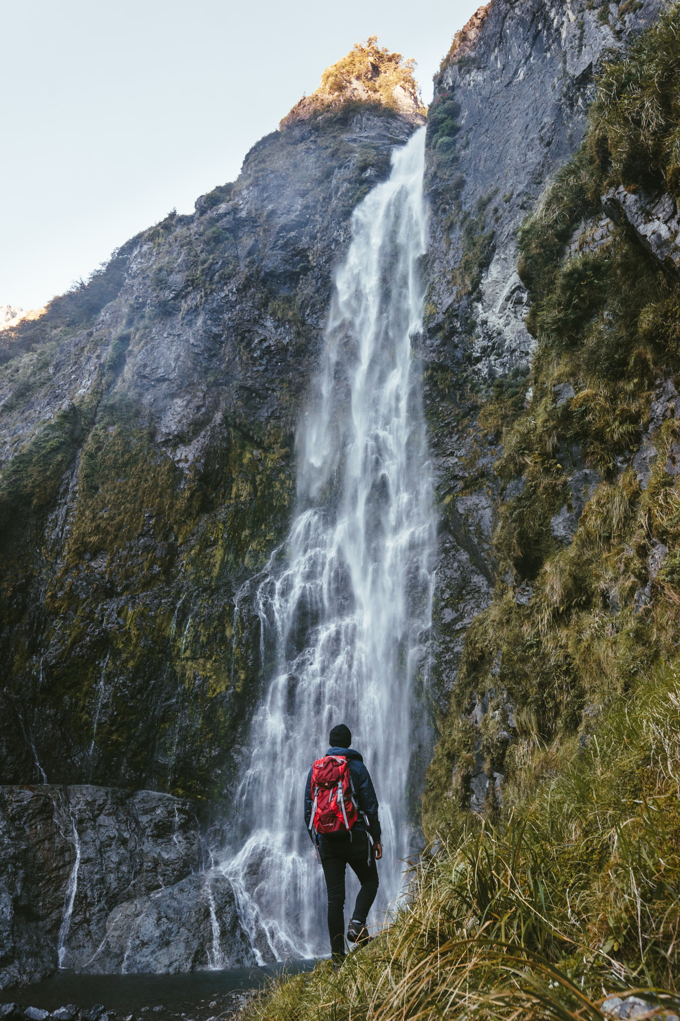 Sony a7 II + Sigma 24mm F1.4 DG HSM Art sample photo. Beneath photography