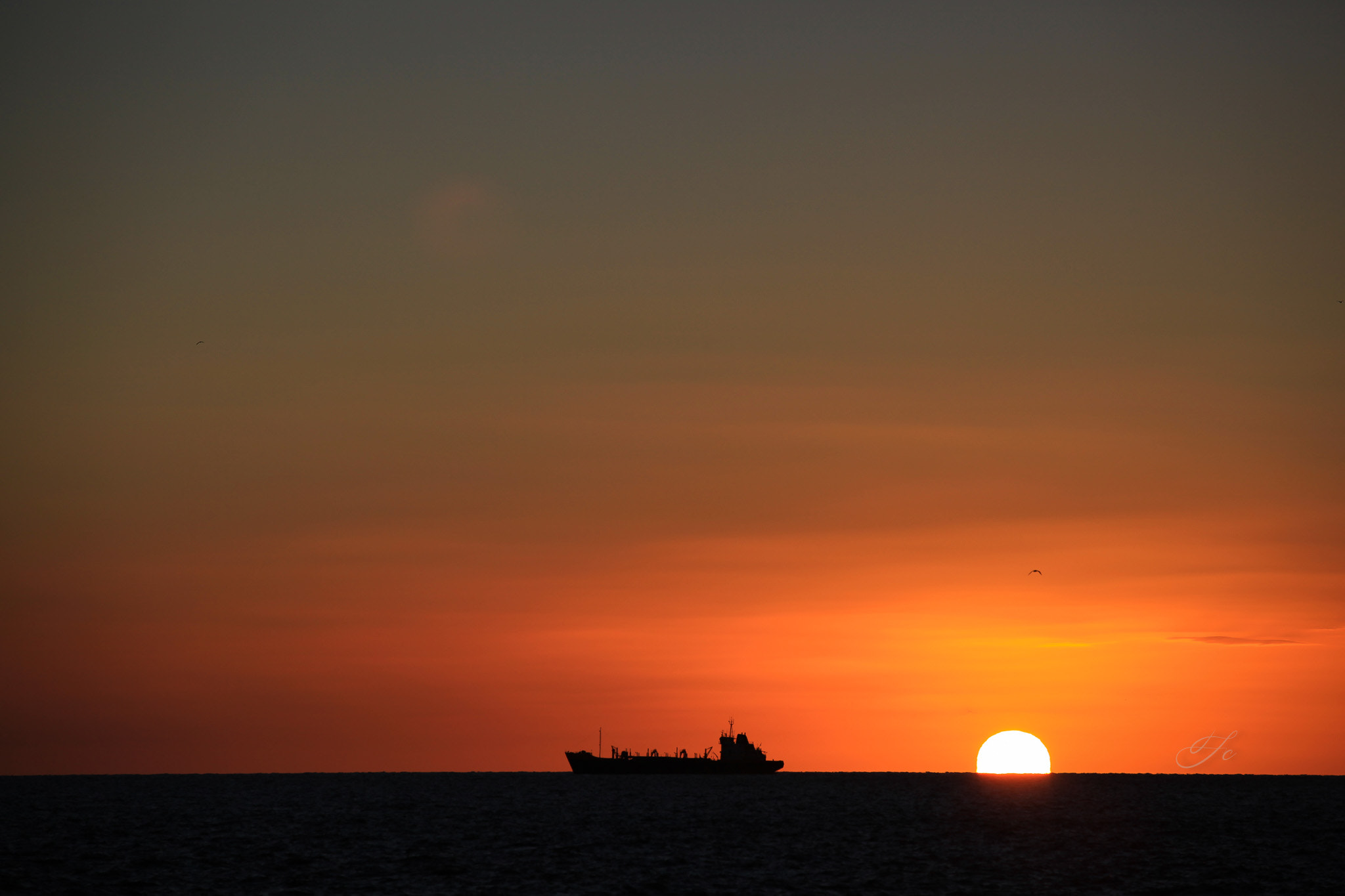 Canon EF 70-200mm F2.8L USM sample photo. Sunset in montevideu photography