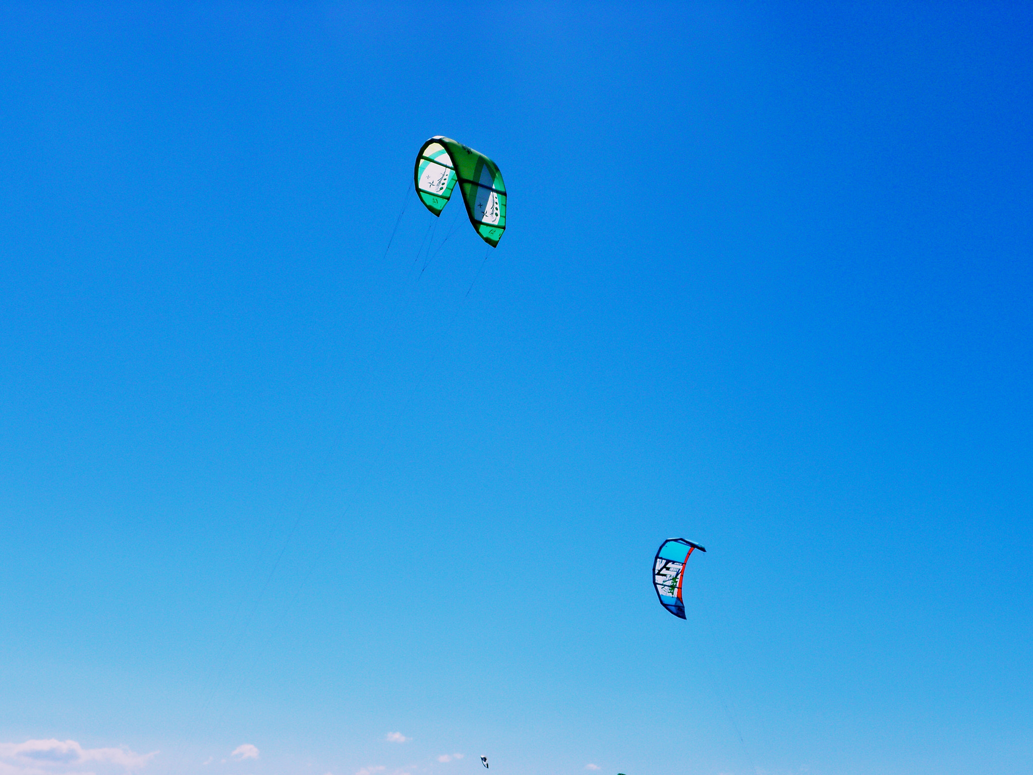 Olympus SP590UZ sample photo. Sky diving photography
