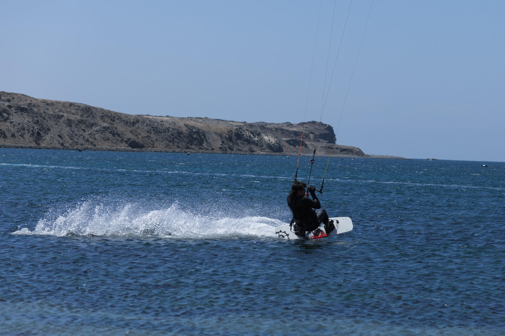 Canon EF 85mm F1.8 USM sample photo. Ocean and wind balance photography