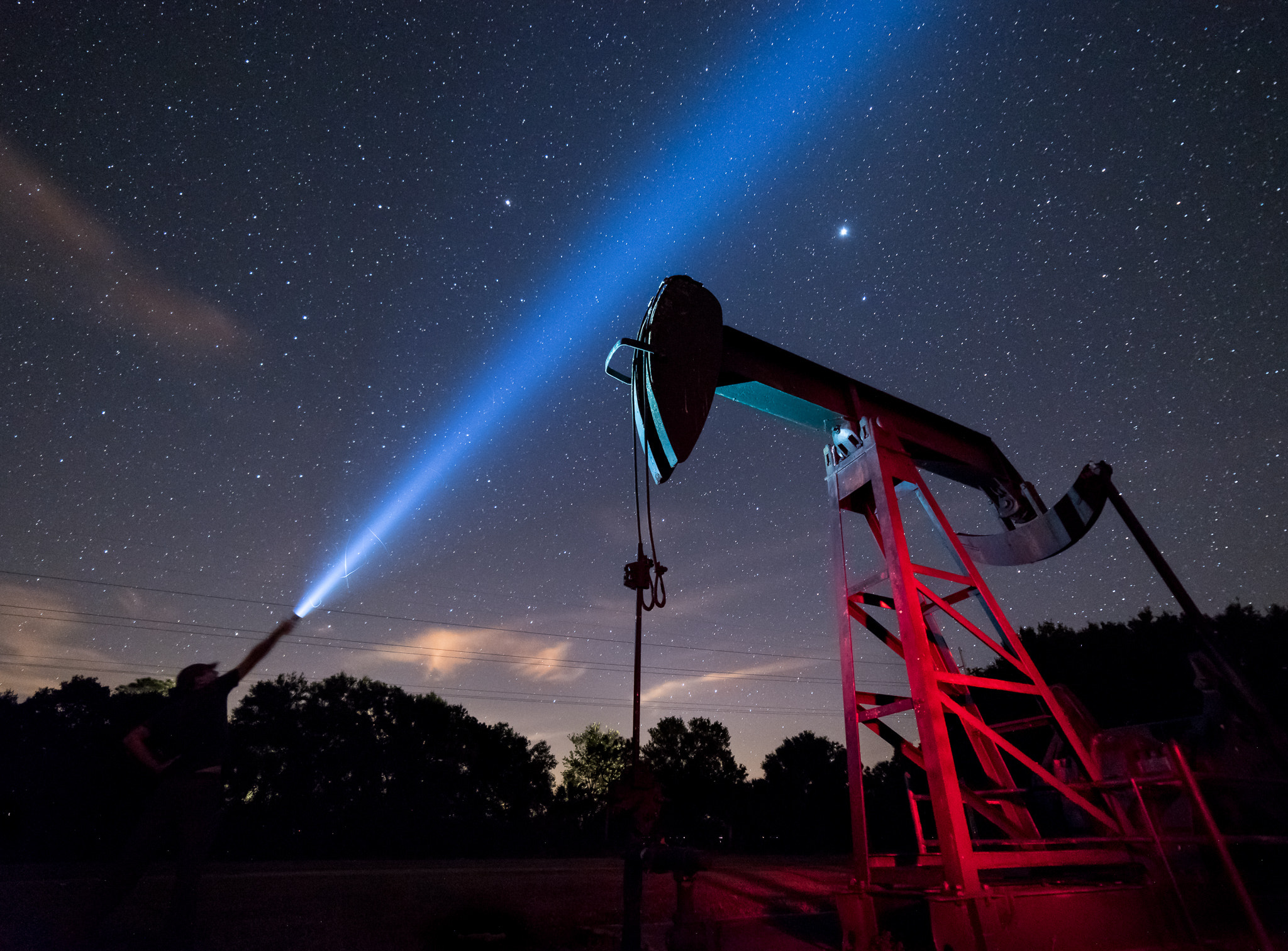Samyang 14mm F2.8 ED AS IF UMC sample photo. The oil monsters photography
