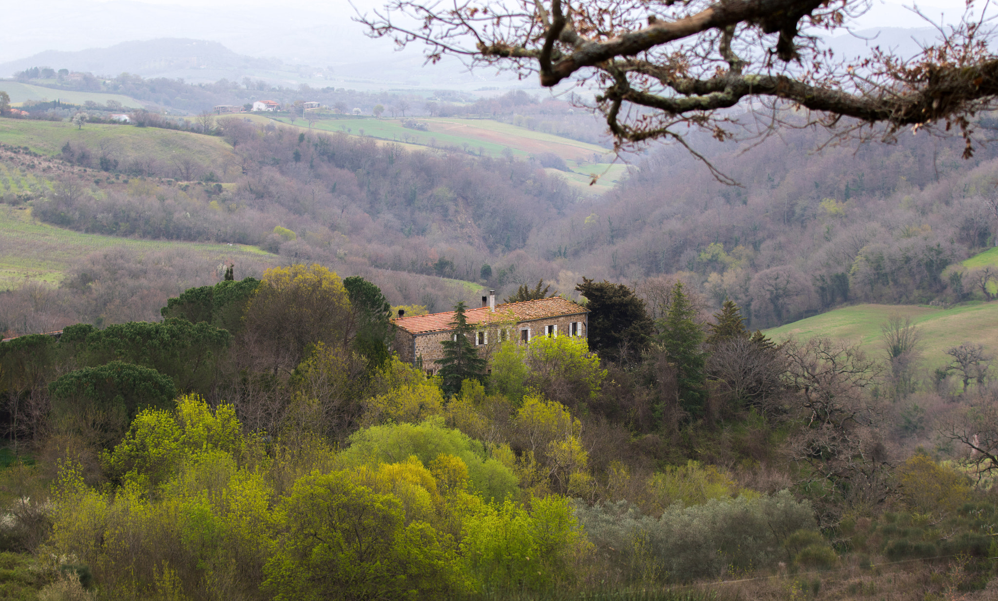 Canon EF 70-200mm F2.8L IS II USM sample photo. Chianti road photography