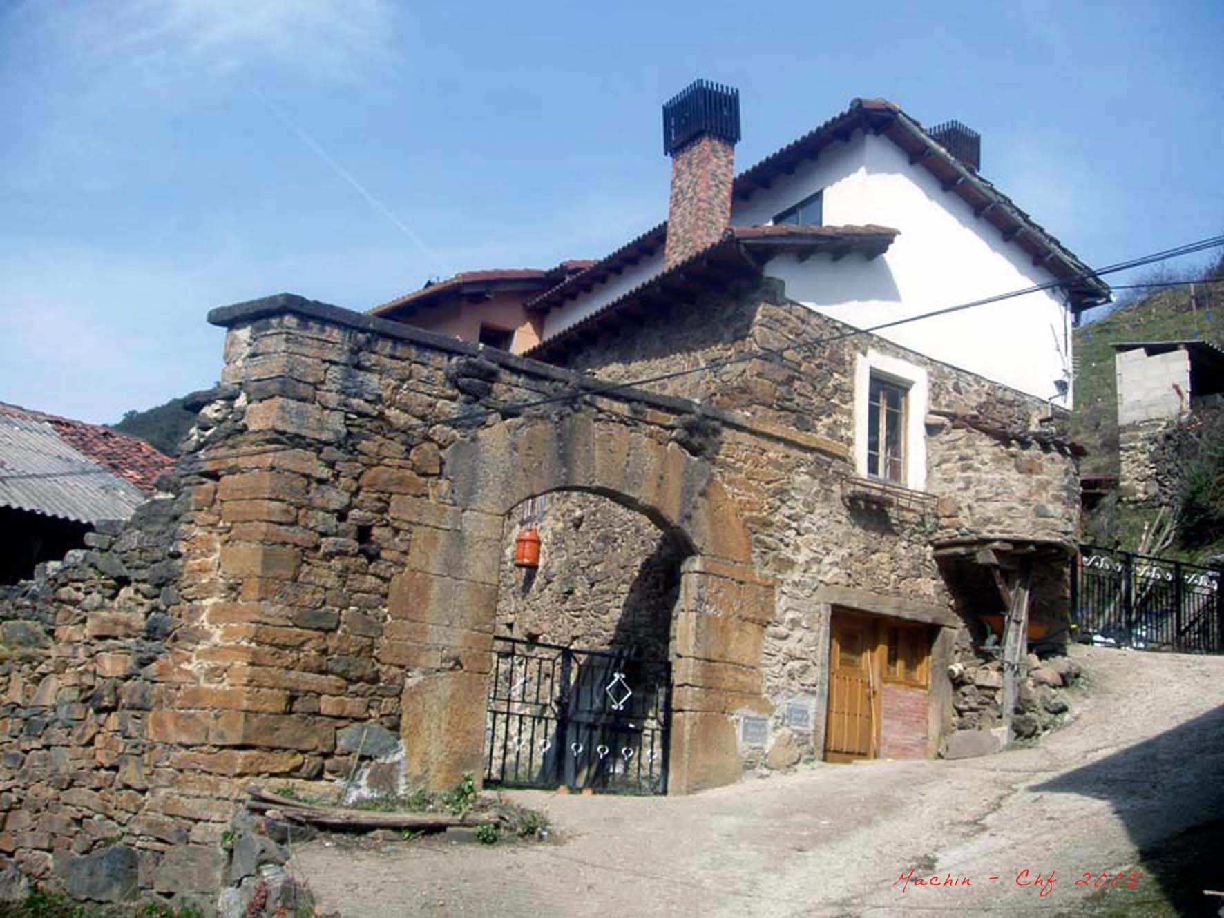 Olympus C-5000Z sample photo. Vega de liebana, cantabria, españa / spain﻿ photography