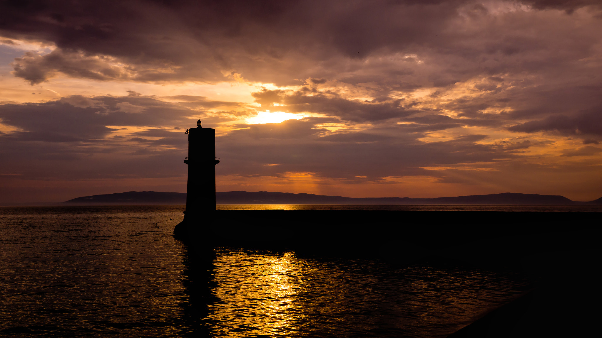 Sony SLT-A77 + Sony DT 16-50mm F2.8 SSM sample photo. Lighthouse photography