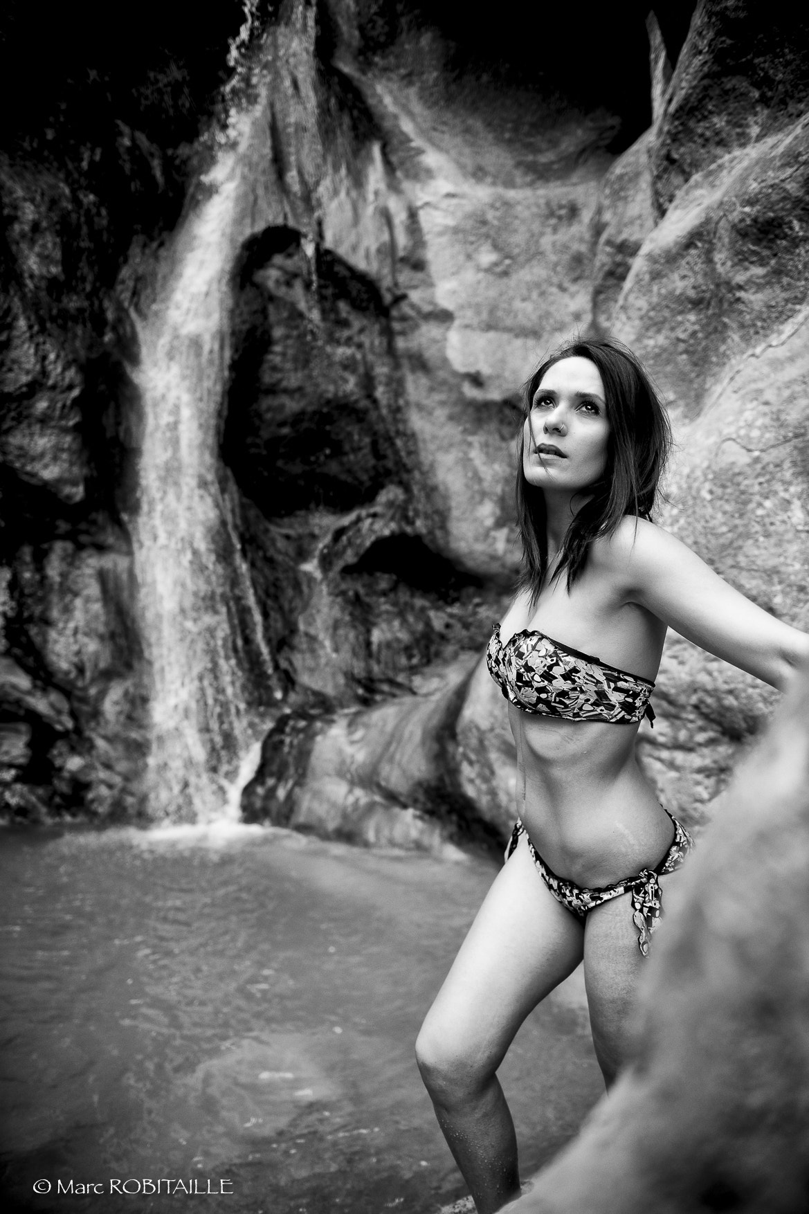 Nikon AF-S Nikkor 24-70mm F2.8G ED sample photo. Julia et laurie à la cascade photography
