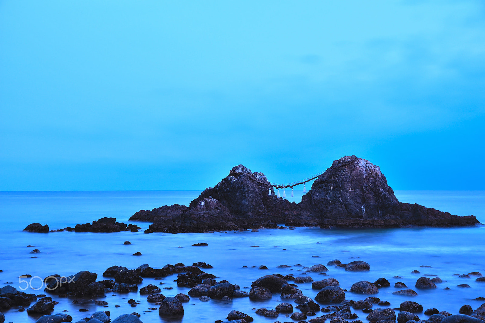 Sigma 17-50mm F2.8 EX DC OS HSM sample photo. Couple rock of itoshima photography