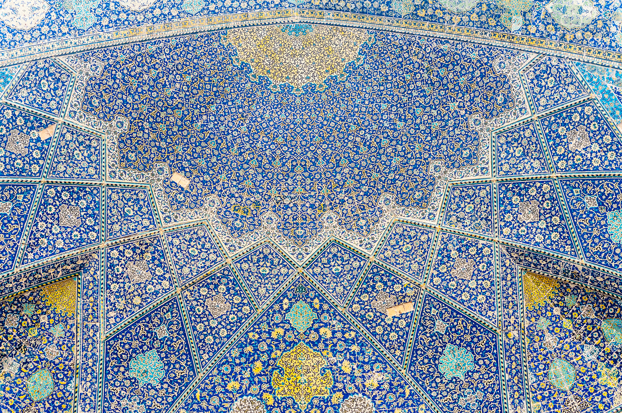 Nikon D90 + Nikon AF-S DX Nikkor 35mm F1.8G sample photo. Patterns of iran ii photography