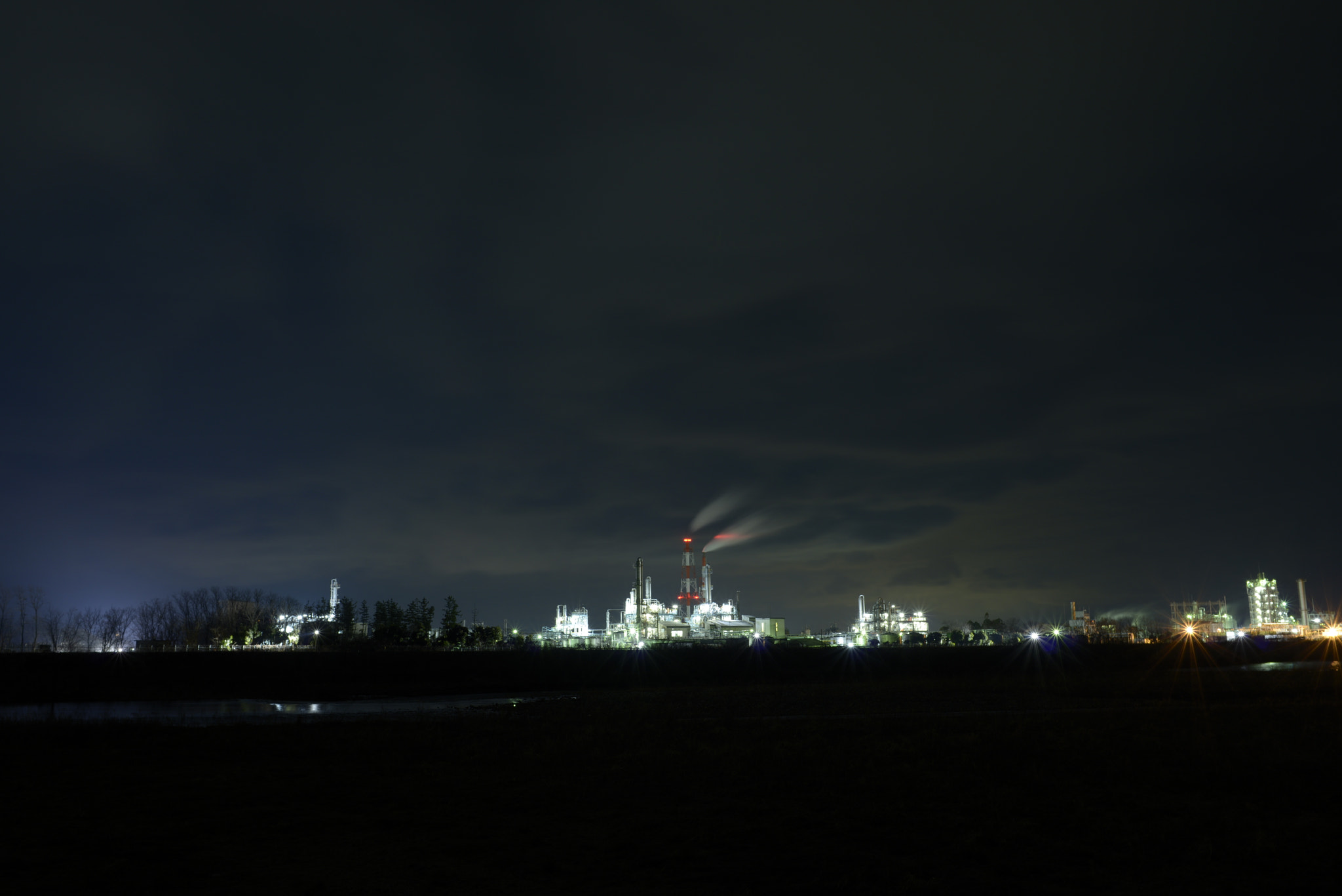 Nikon D800 + Nikon AF-S Nikkor 28mm F1.8G sample photo. 工場夜景 photography