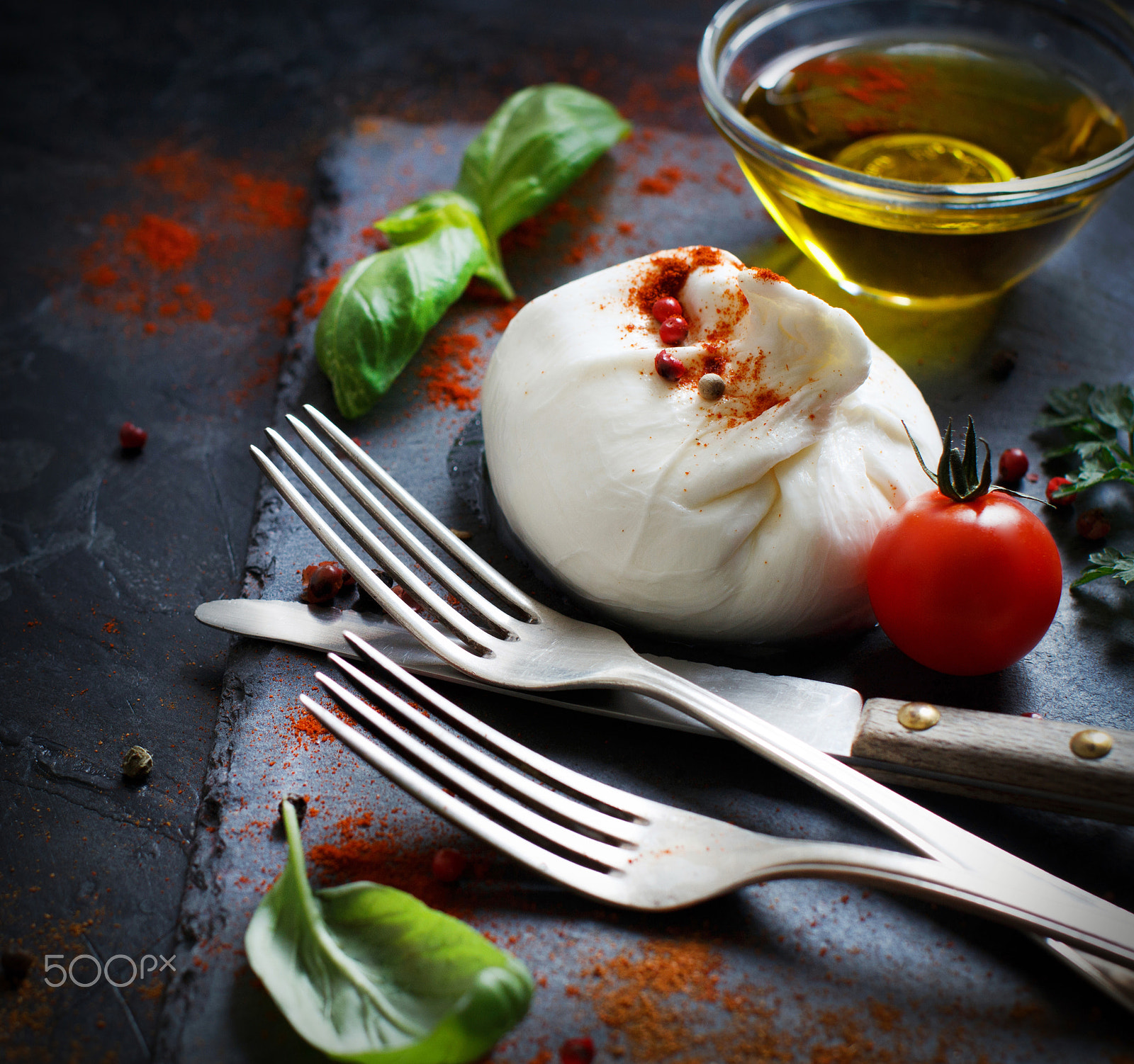 Canon EOS 650D (EOS Rebel T4i / EOS Kiss X6i) + Canon EF 50mm F1.2L USM sample photo. Italian cheese burrata, tomatoes, basil and olive oil photography