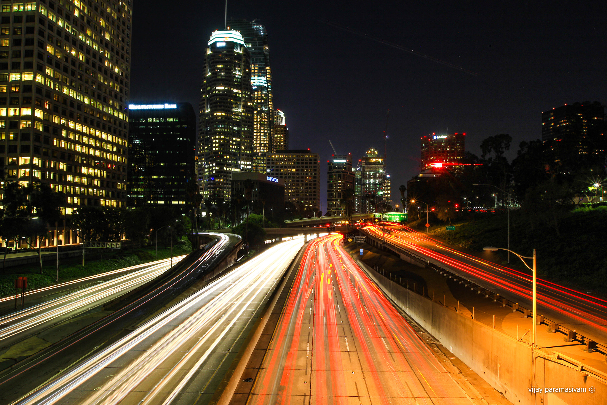 Canon EF 16-35mm F2.8L II USM sample photo. La downtown photography