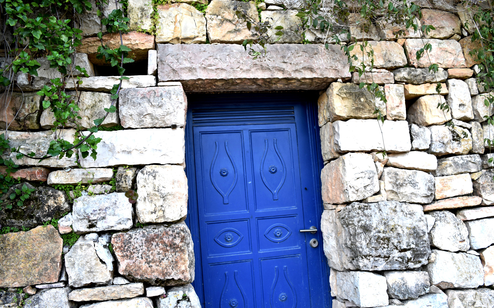 Nikon D3400 sample photo. Walk into history photography