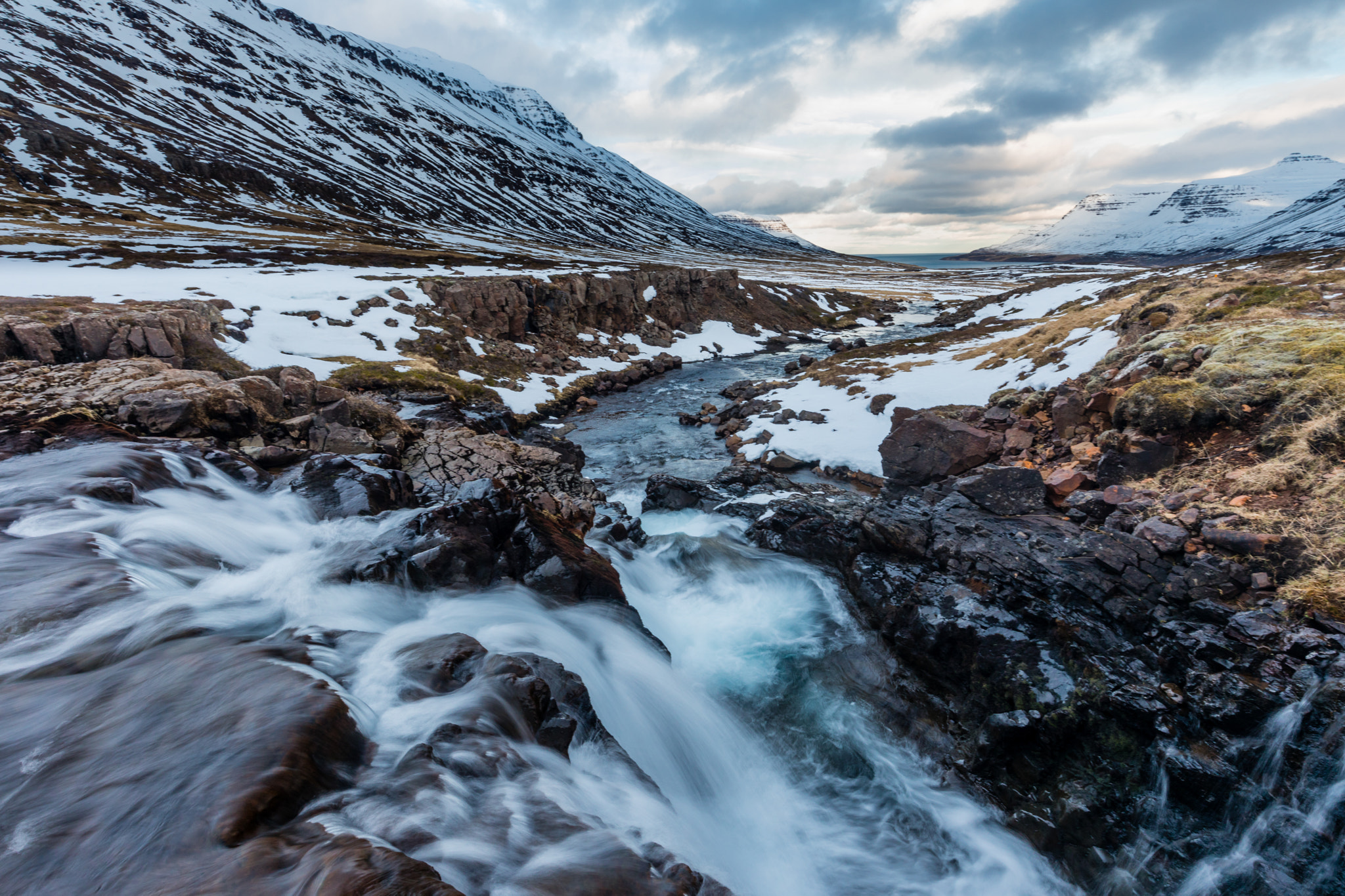 Canon EF 16-35mm F4L IS USM sample photo. Iceland-seyðisfjörður-vestdalsfossar photography