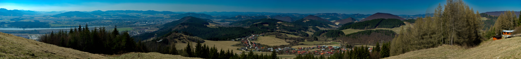 Nikon D5200 + 18.00 - 105.00 mm f/3.5 - 5.6 sample photo. Panorama photography