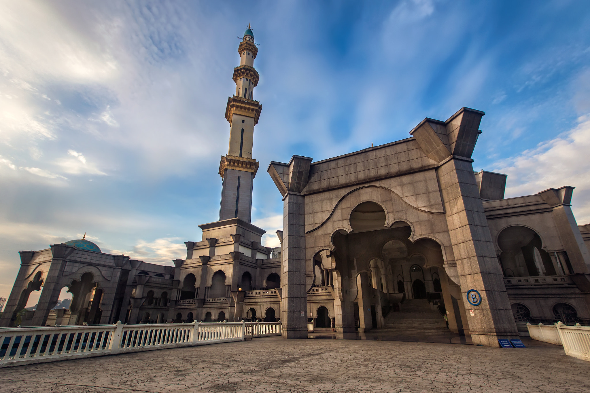 Canon EF 16-35mm F2.8L II USM sample photo. Masjid wilayah kl photography