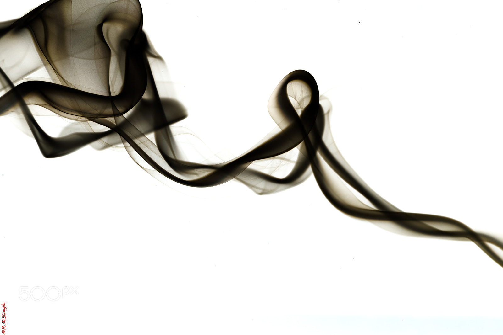 Nikon AF-S Micro-Nikkor 105mm F2.8G IF-ED VR sample photo. Smoke art photography