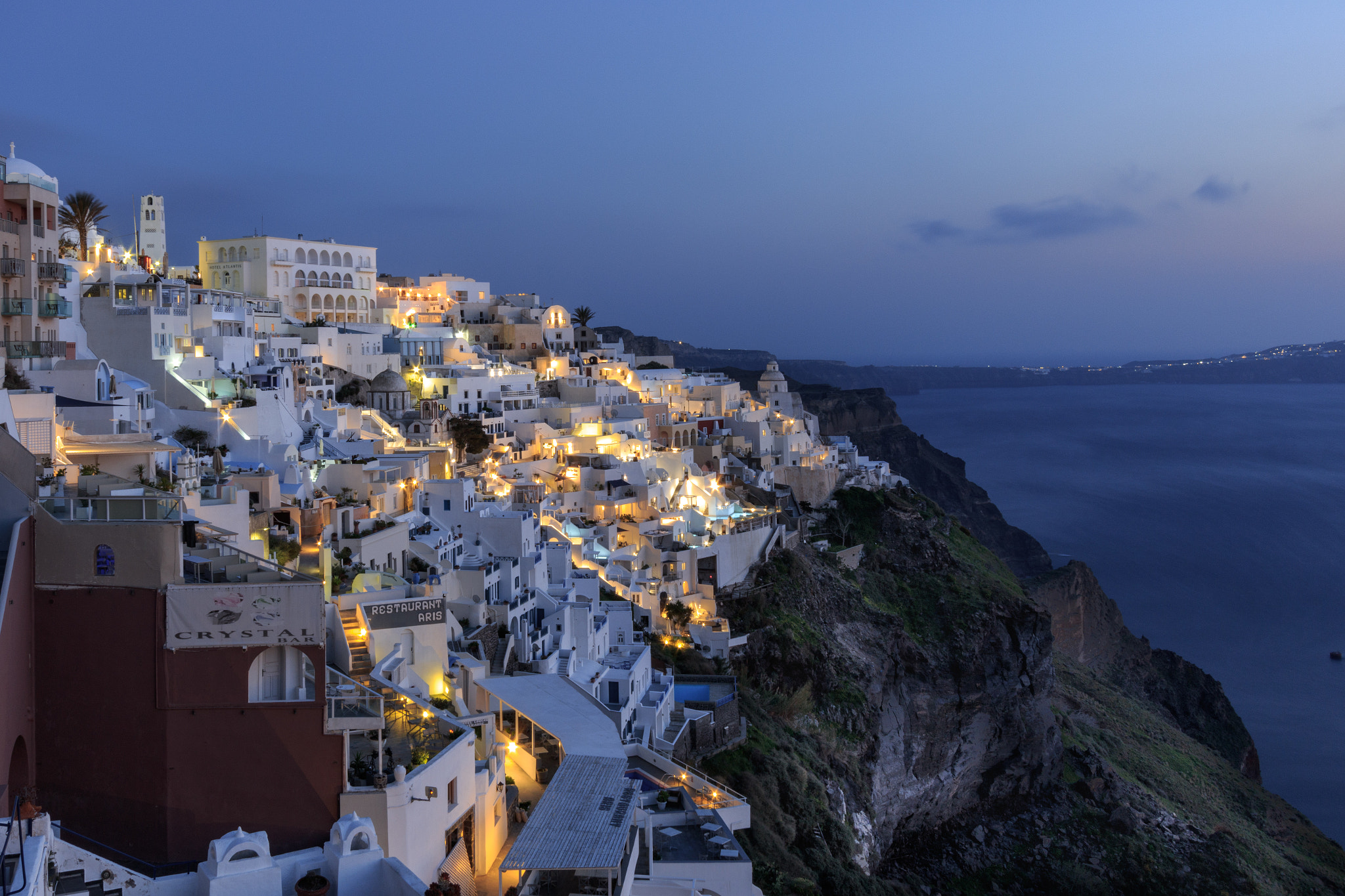 Canon EF-S 10-22mm F3.5-4.5 USM sample photo. Fira, santorini after sunset photography