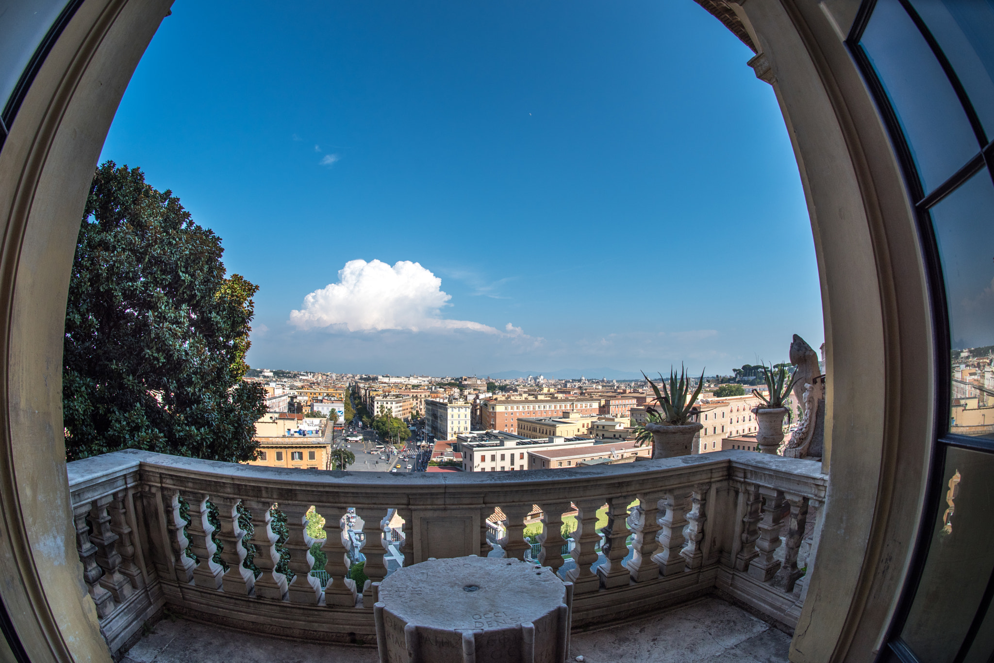 Nikon D750 + Nikon AF Fisheye-Nikkor 16mm F2.8D sample photo. Europe photography