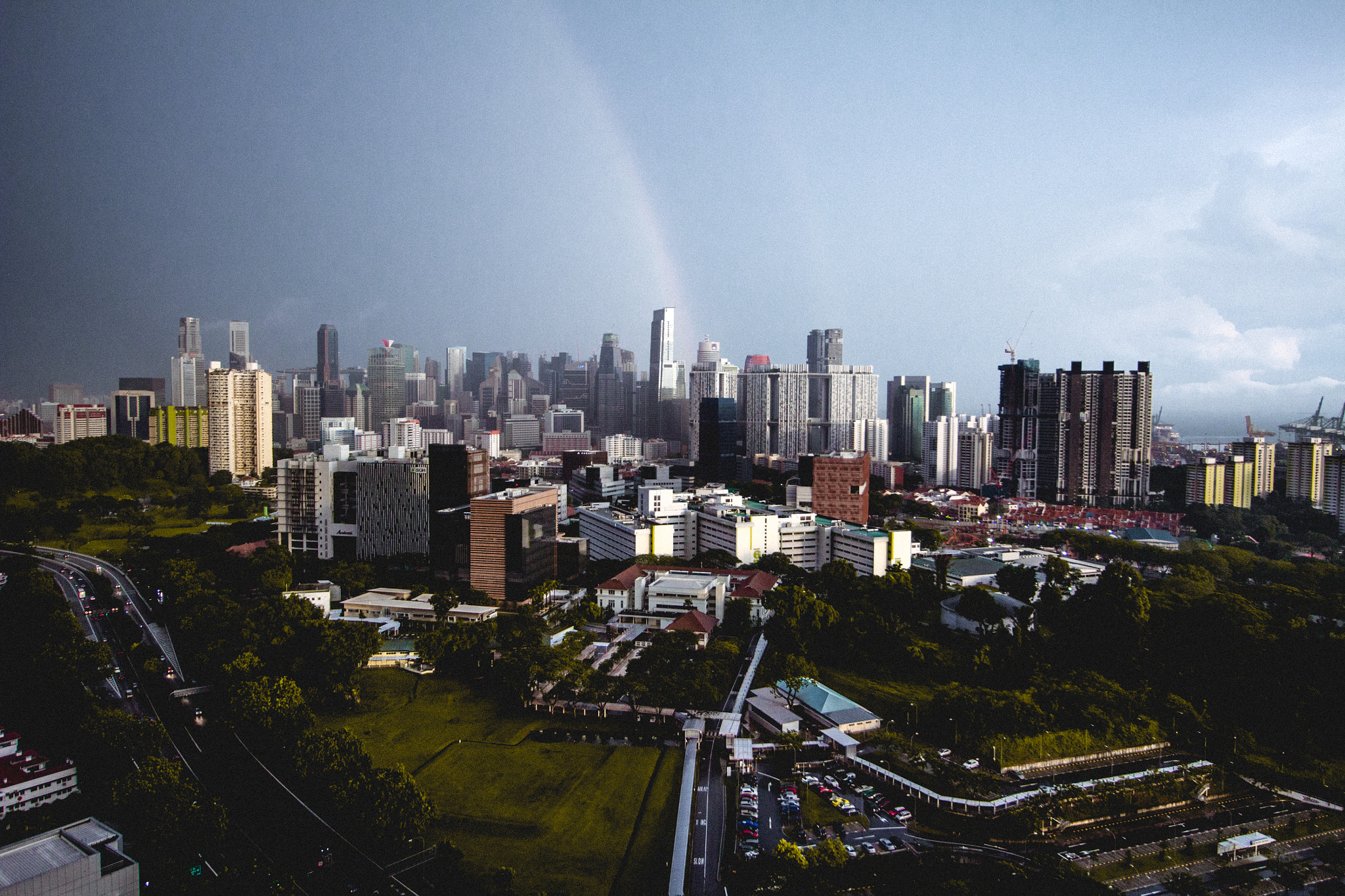 Canon EOS 100D (EOS Rebel SL1 / EOS Kiss X7) + Canon EF-S 10-18mm F4.5–5.6 IS STM sample photo. Singapore from afar photography