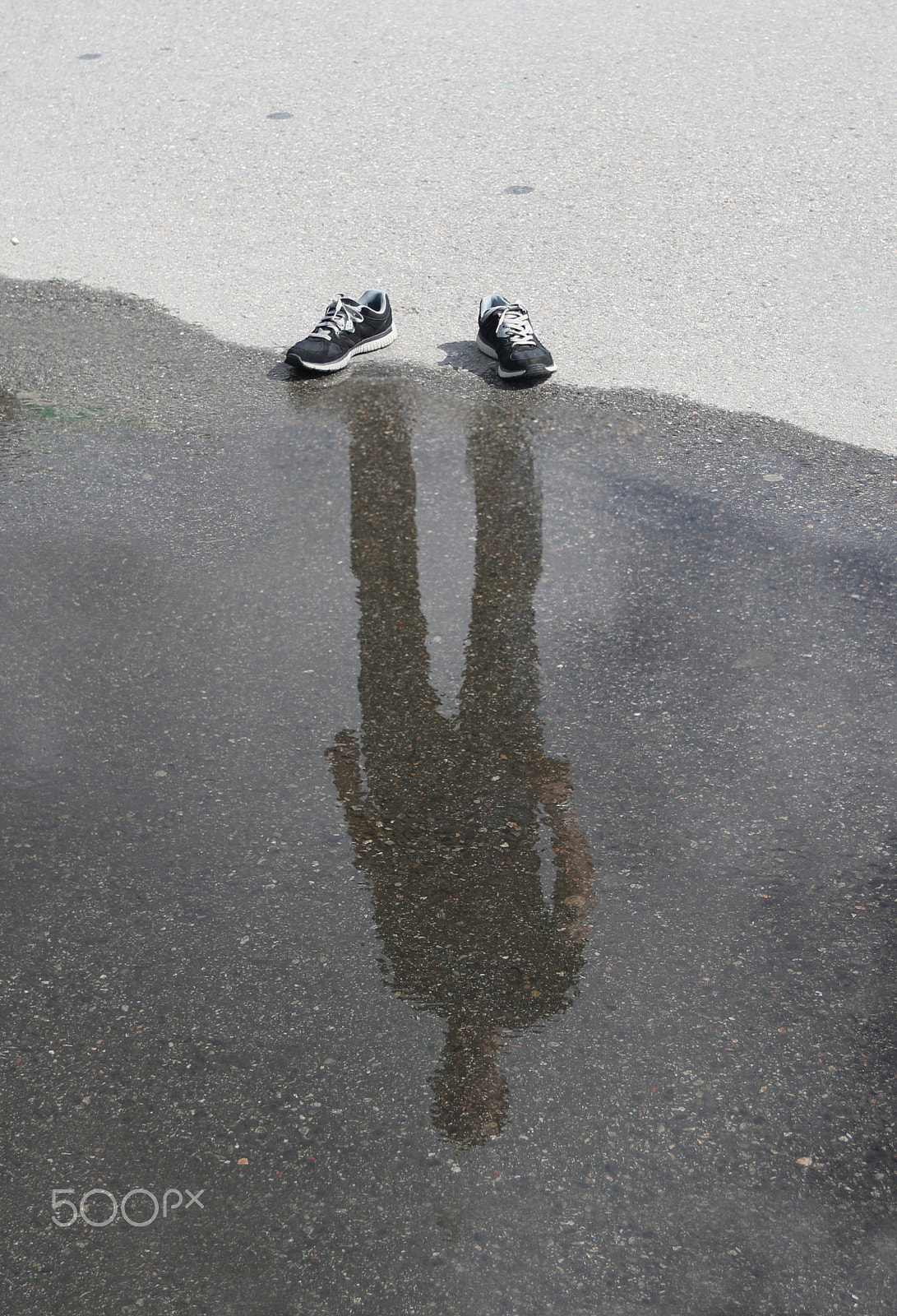 Canon EF 17-40mm F4L USM sample photo. Reflection photography