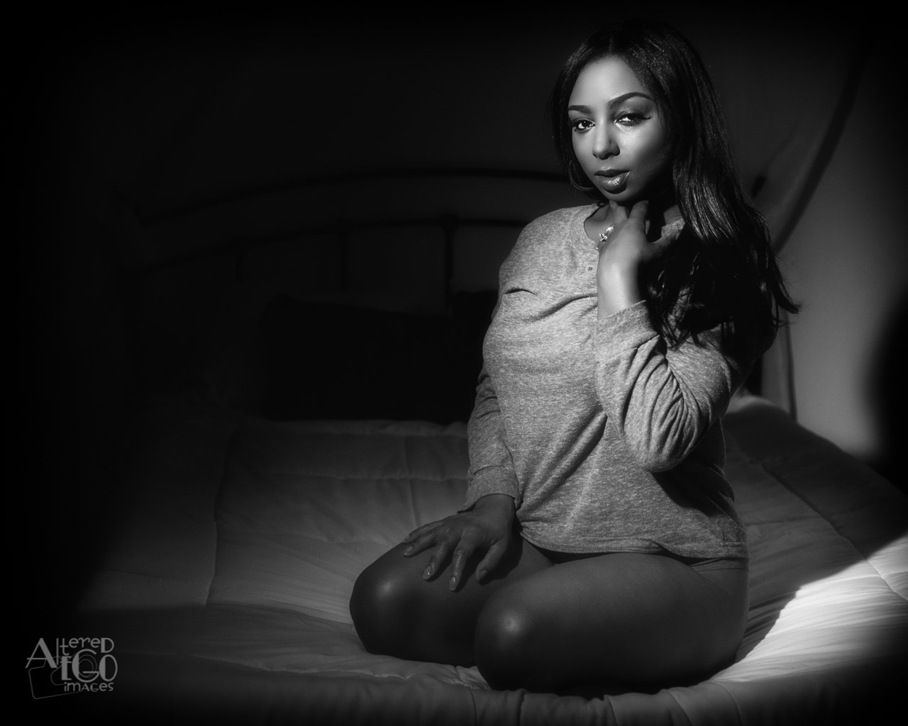 Nikon D610 + Nikon AF Nikkor 50mm F1.8D sample photo. Chantal - casual boudoir photography