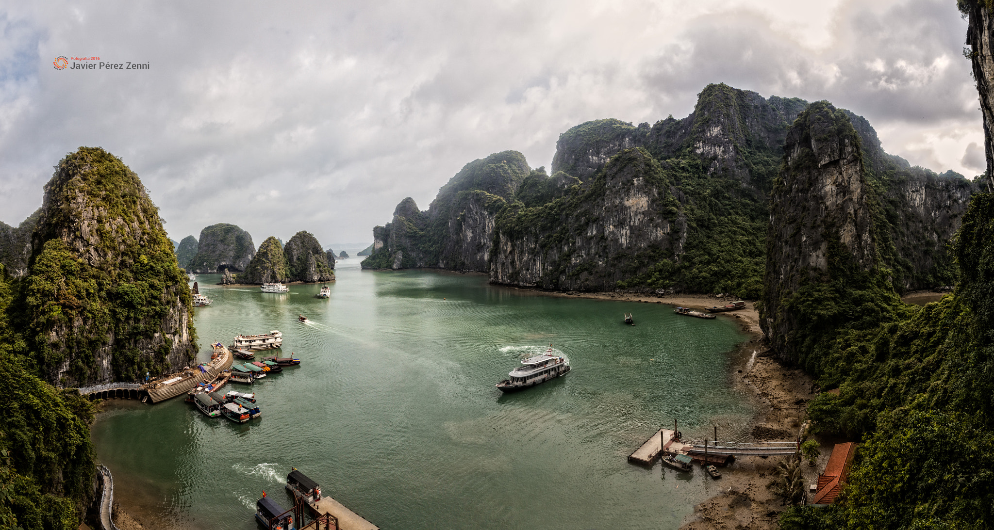 Canon EF-S 17-55mm F2.8 IS USM sample photo. Halong morning ii photography