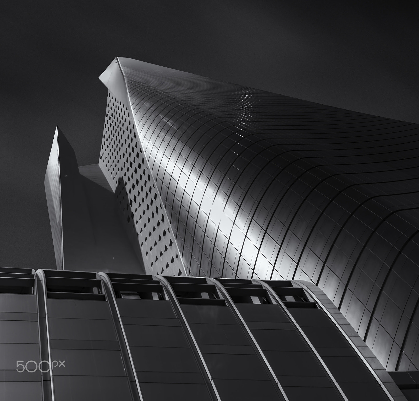 Sigma 10-20mm F4-5.6 EX DC HSM sample photo. Blades photography