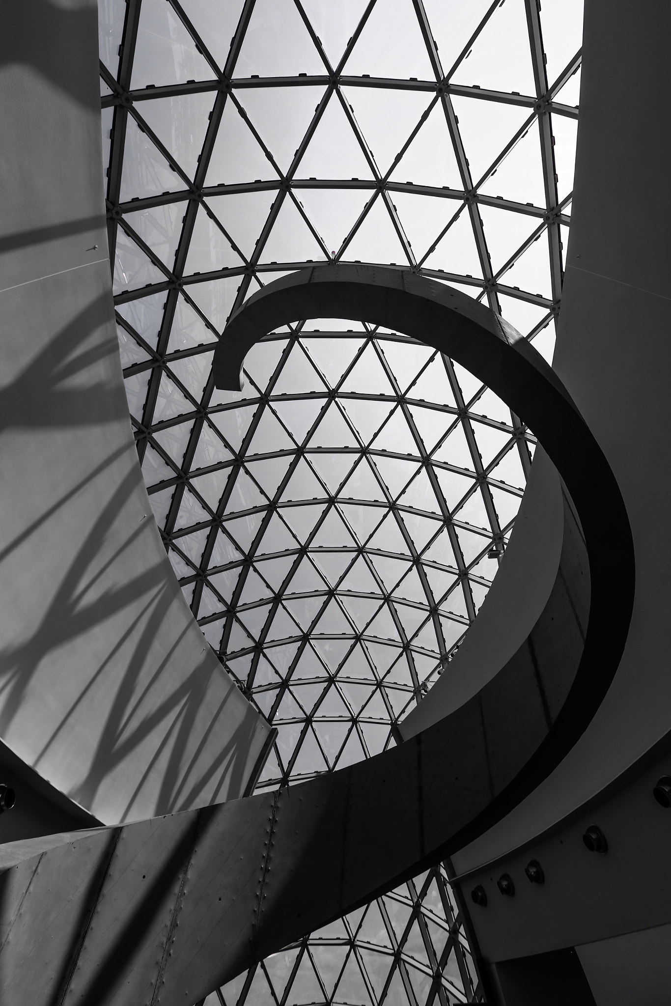 Canon EF 16-35mm F2.8L II USM sample photo. Staircase topper photography