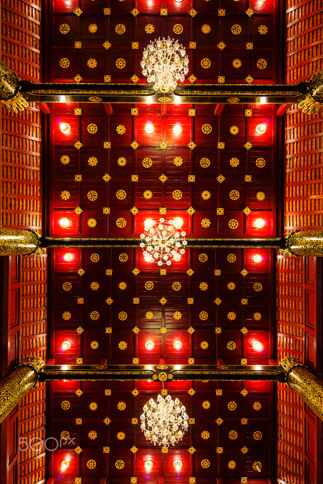 Nikon D800 sample photo. Inside the wat chedi luang temple in chiang mai, thailand photography
