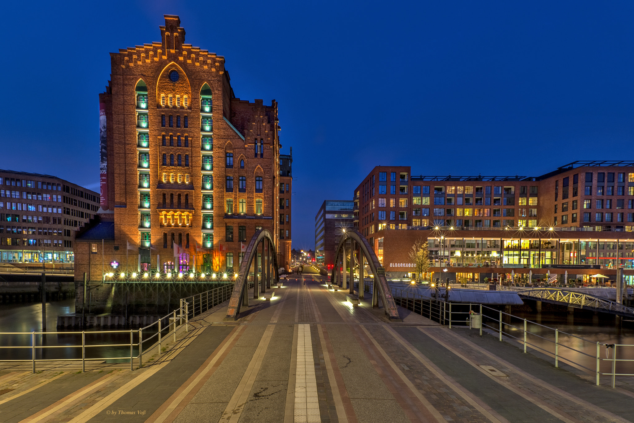 Canon EF 16-35mm F2.8L II USM sample photo. Busanbrücke photography