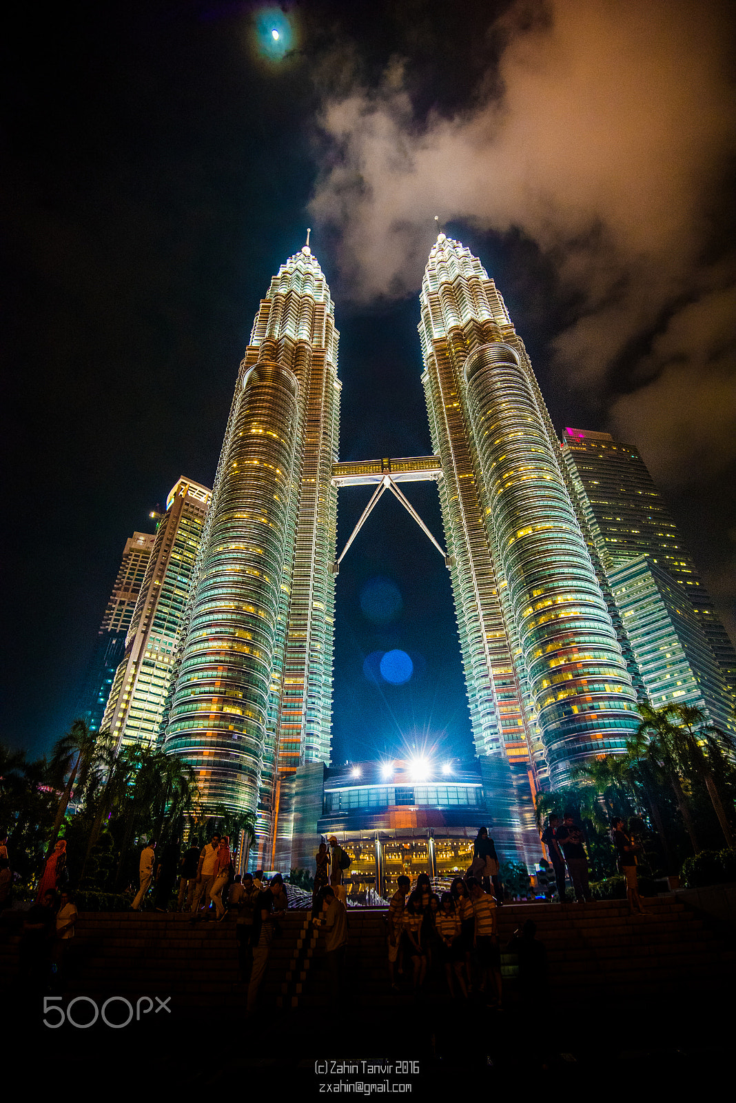 Nikon D750 + Nikon AF-S Nikkor 16-35mm F4G ED VR sample photo. Petronas twin tower | kl photography