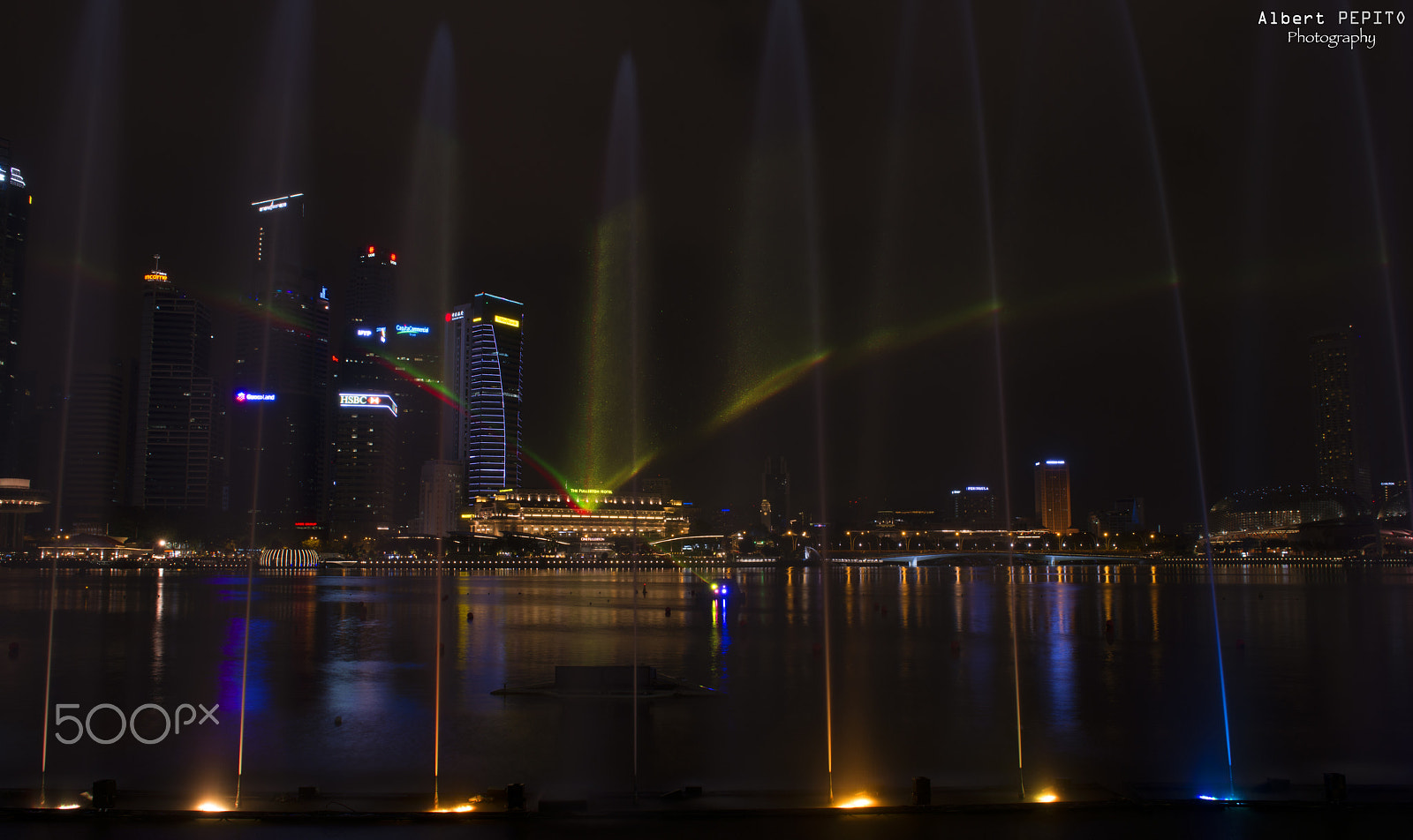 Nikon AF-S Nikkor 24-70mm F2.8G ED sample photo. Light and water show photography