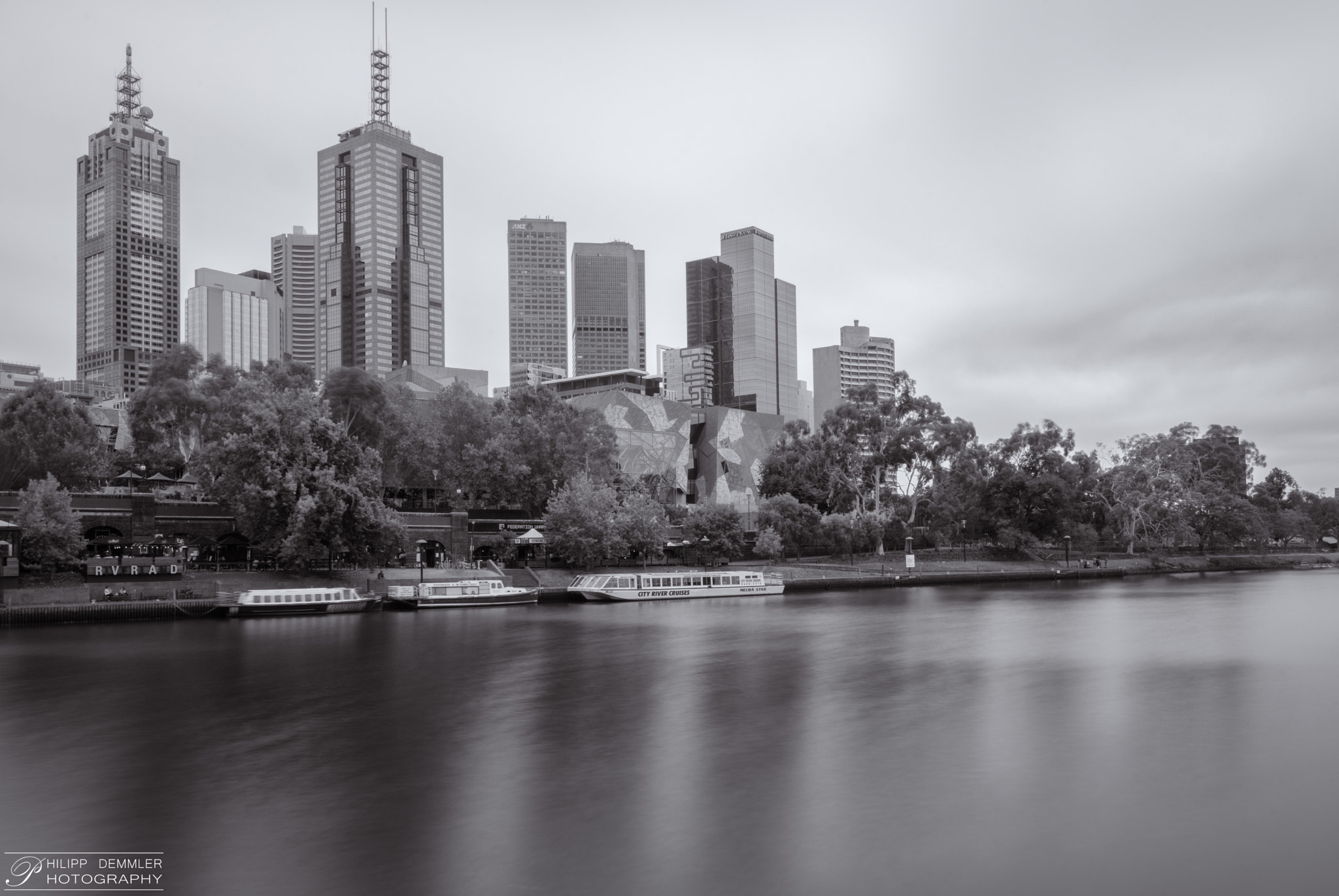 Sigma 18-35mm F1.8 DC HSM Art sample photo. Melbourne skyline photography