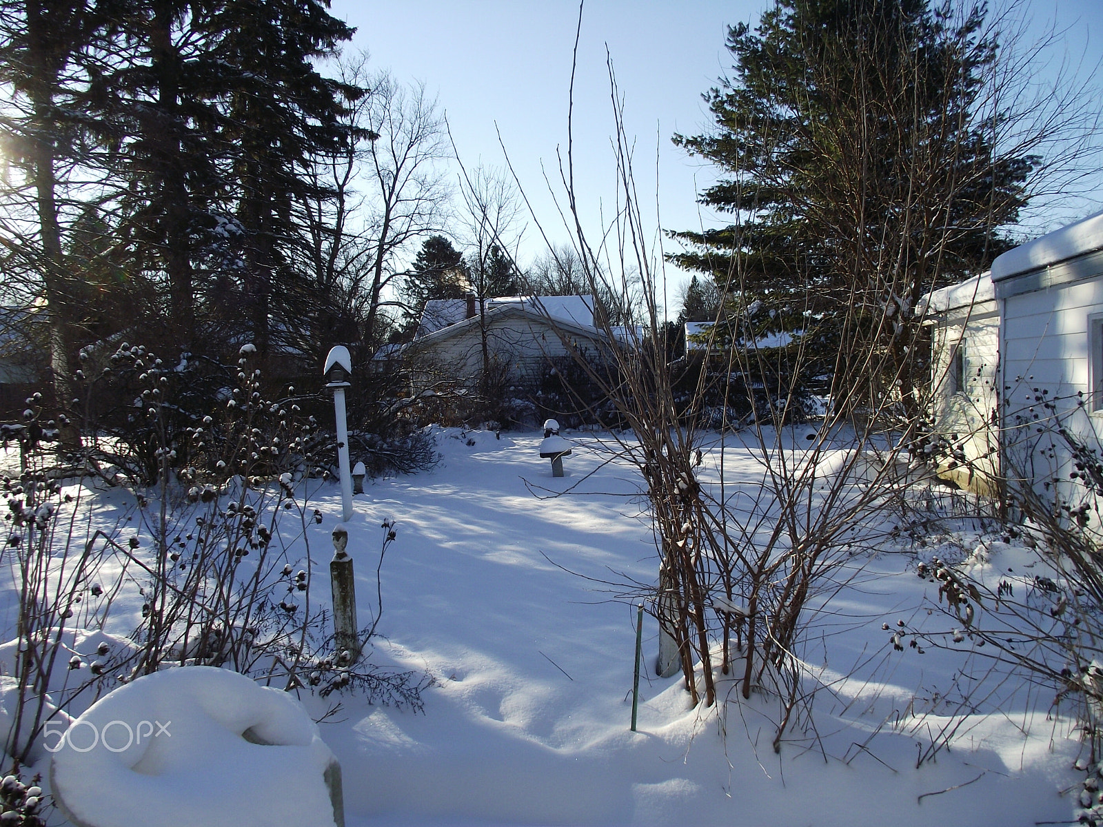 FujiFilm FinePix S1800 (FinePix S1880) sample photo. Winter snow photography