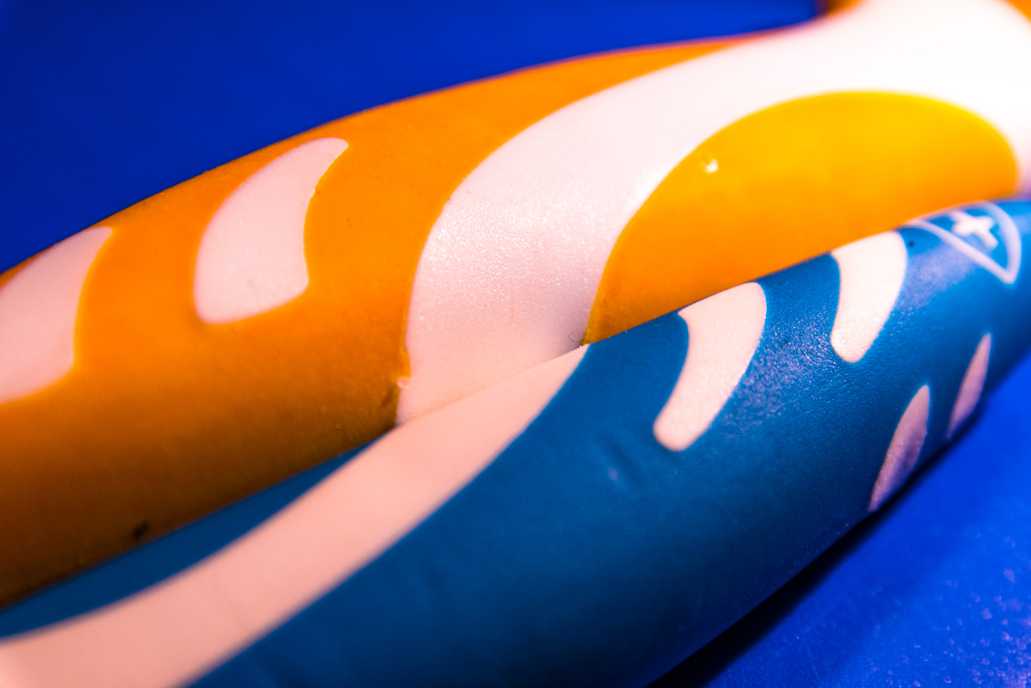 Sigma 17-70mm F2.8-4 DC Macro OS HSM | C sample photo. Blue & orange photography