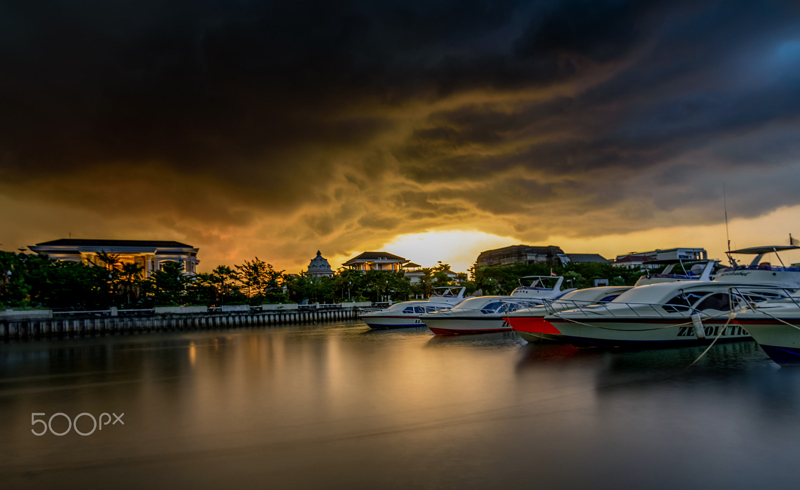 Tokina AT-X Pro 11-16mm F2.8 DX II sample photo. Angry sunset photography