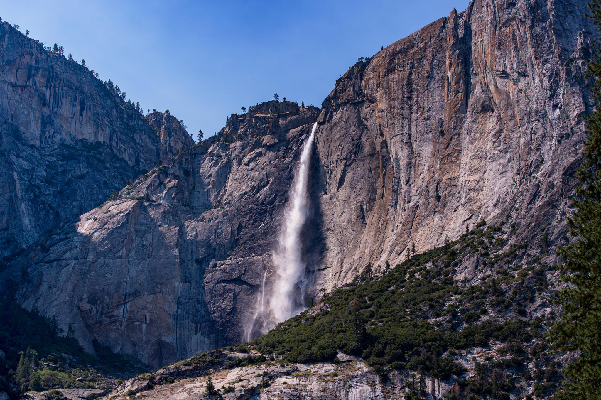 Nikon AF-S Nikkor 70-200mm F2.8G ED VR II sample photo. Yosemite photography