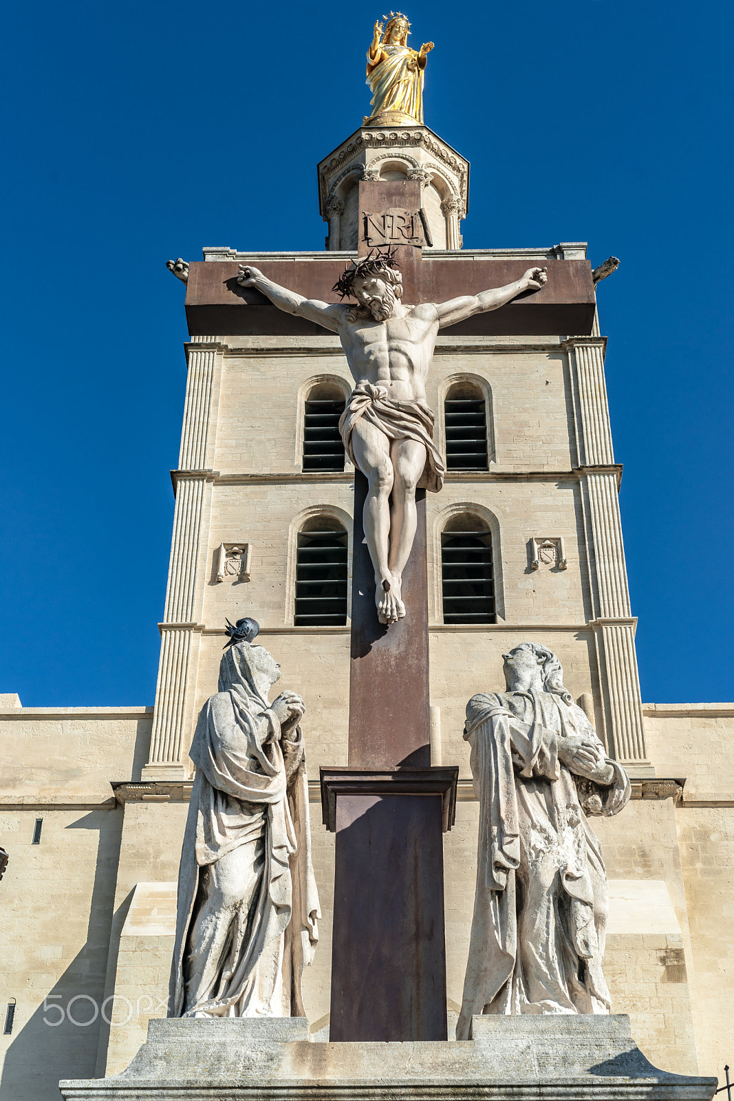 Sony Alpha DSLR-A900 + Sony 50mm F1.4 sample photo. Christ statue near church photography