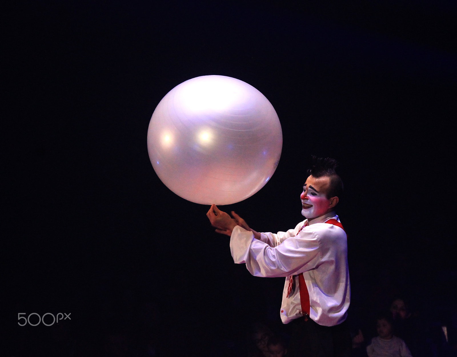 Canon EOS 1100D (EOS Rebel T3 / EOS Kiss X50) sample photo. Clown photography