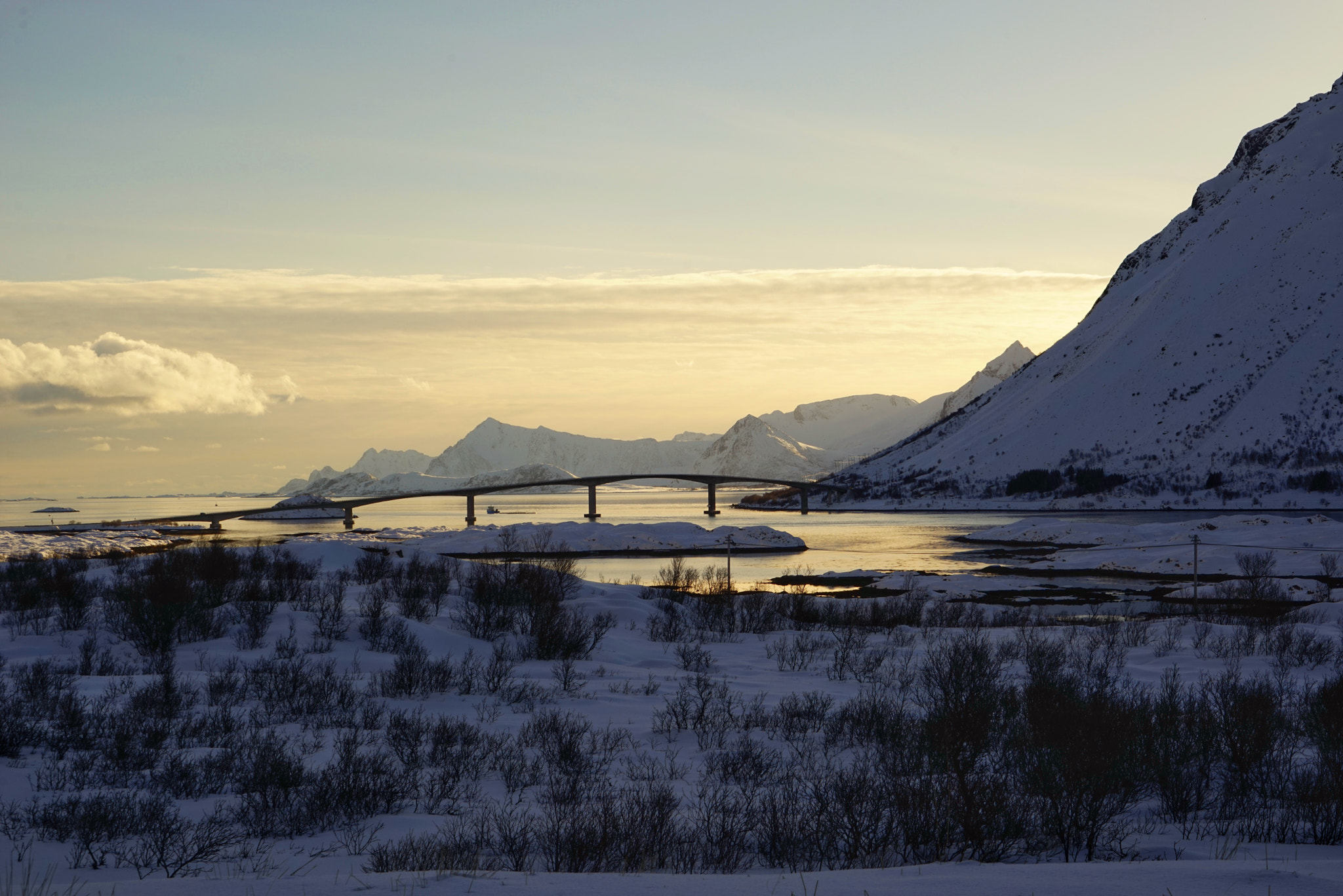 Sony FE 24-240mm F3.5-6.3 OSS sample photo. Gimsøystraumen photography