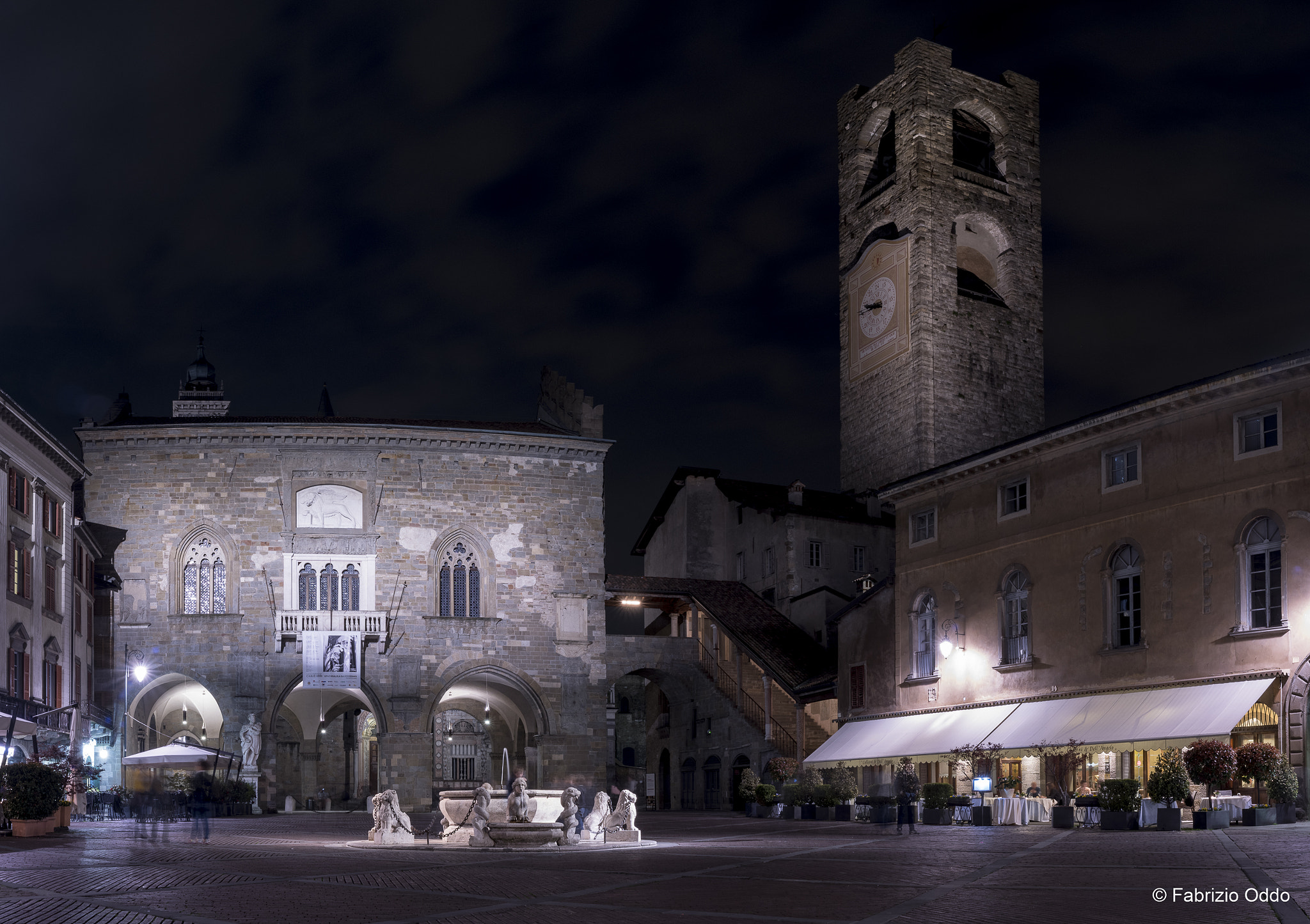 Tamron SP 24-70mm F2.8 Di VC USD sample photo. Piazza vecchia photography