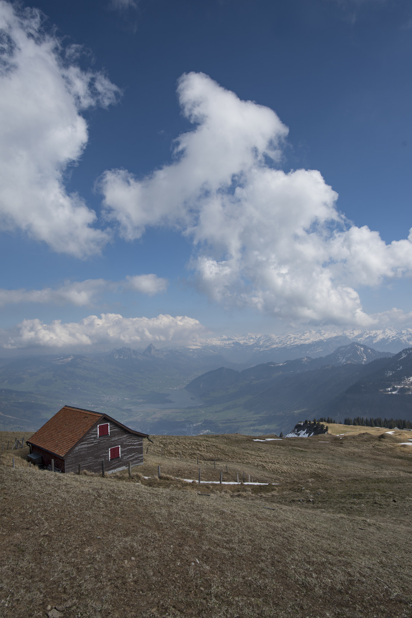 Nikon D750 + Nikon AF-S Nikkor 20mm F1.8G ED sample photo. Cabin photography