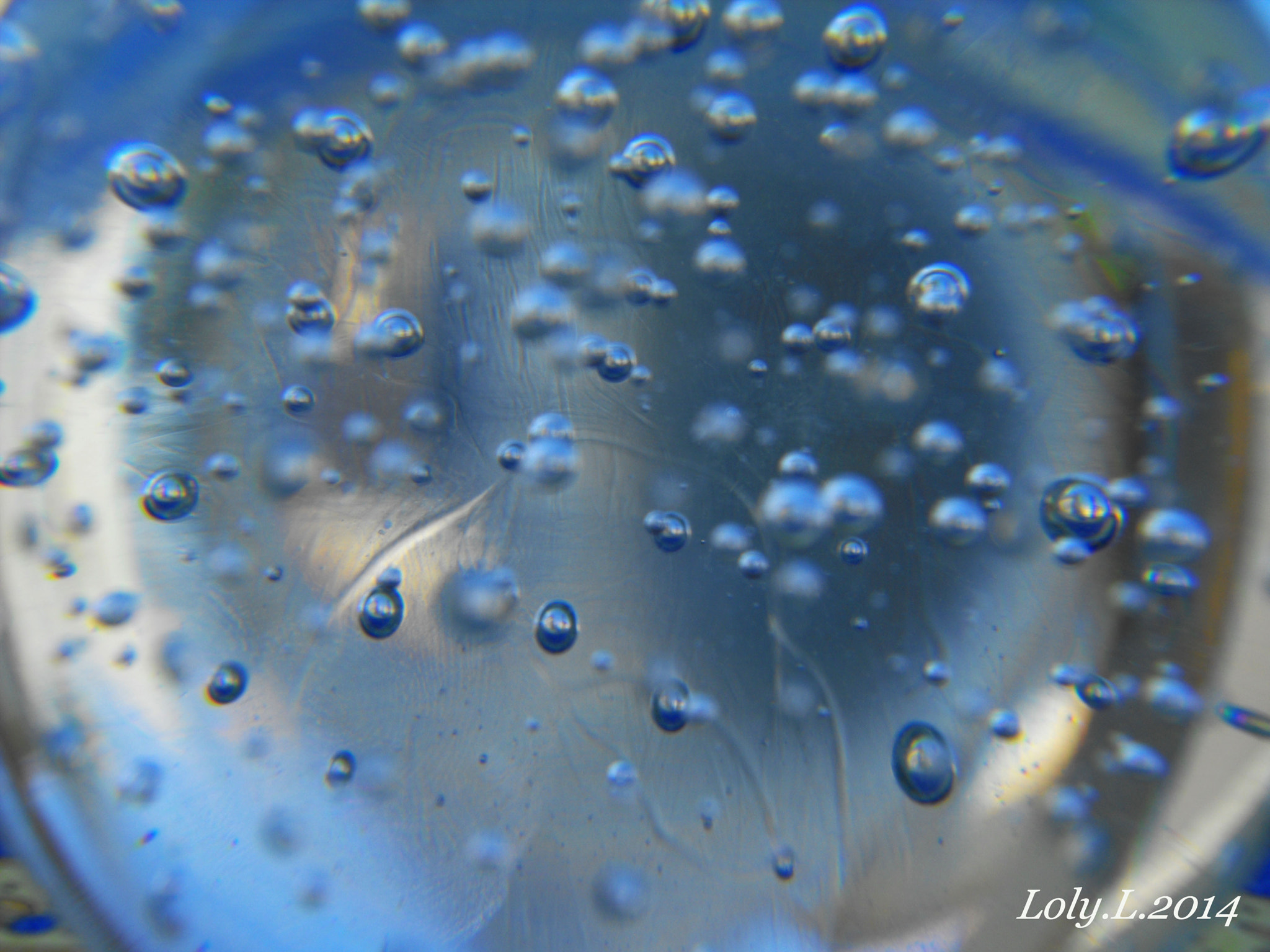 Fujifilm FinePix S1000fd sample photo. Abstract bubble photography