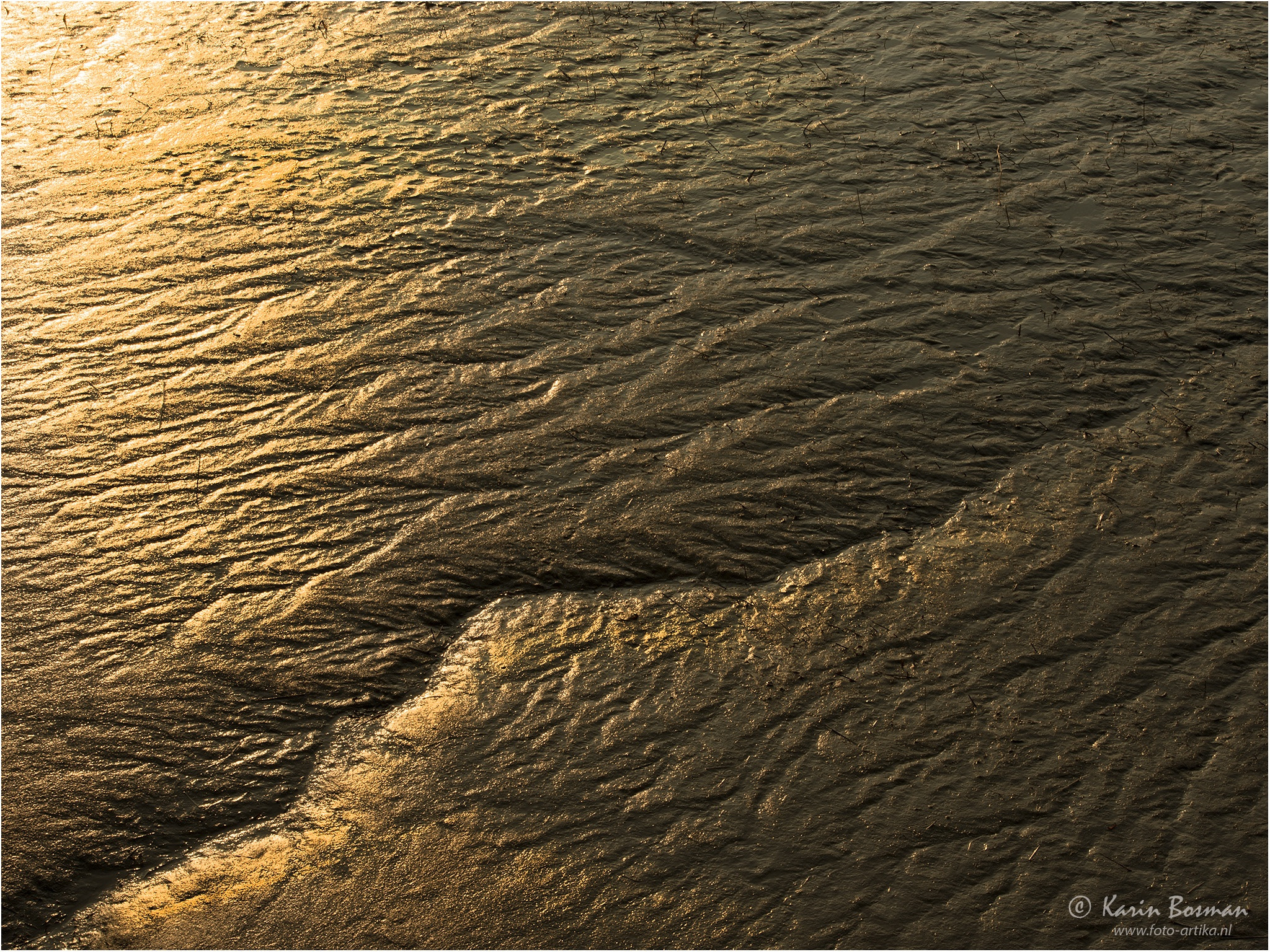 Nikon AF-S Nikkor 70-200mm F2.8G ED VR II sample photo. This is why i love the wadden sea. each time when i'am out there it looks different to me photography